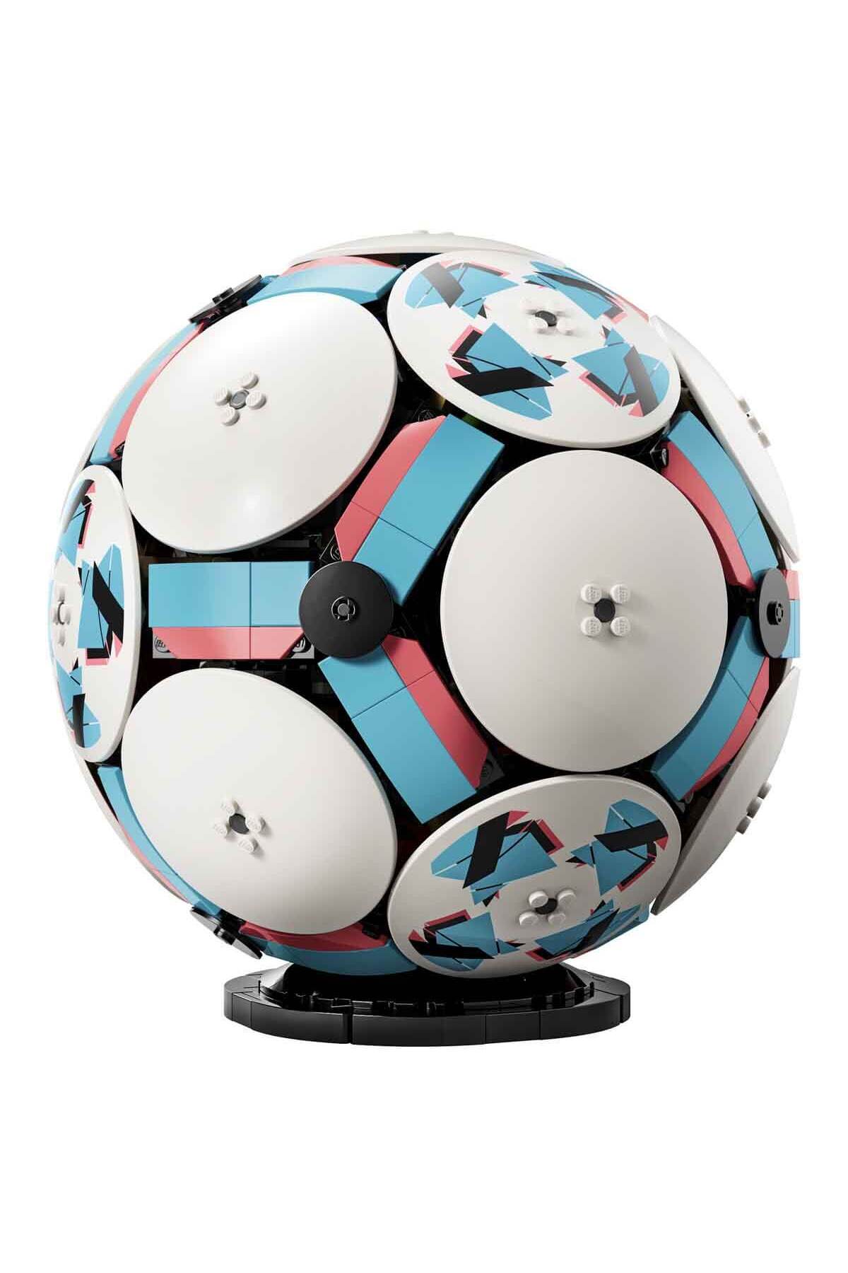 LEGO Editions Futbol Topu 43019 - 10 Yaş ve Üzeri Çocuklar için Yaratıcı Oyuncak Yapım Seti (1498 Pa fotoğrafı 2 (önizleme)