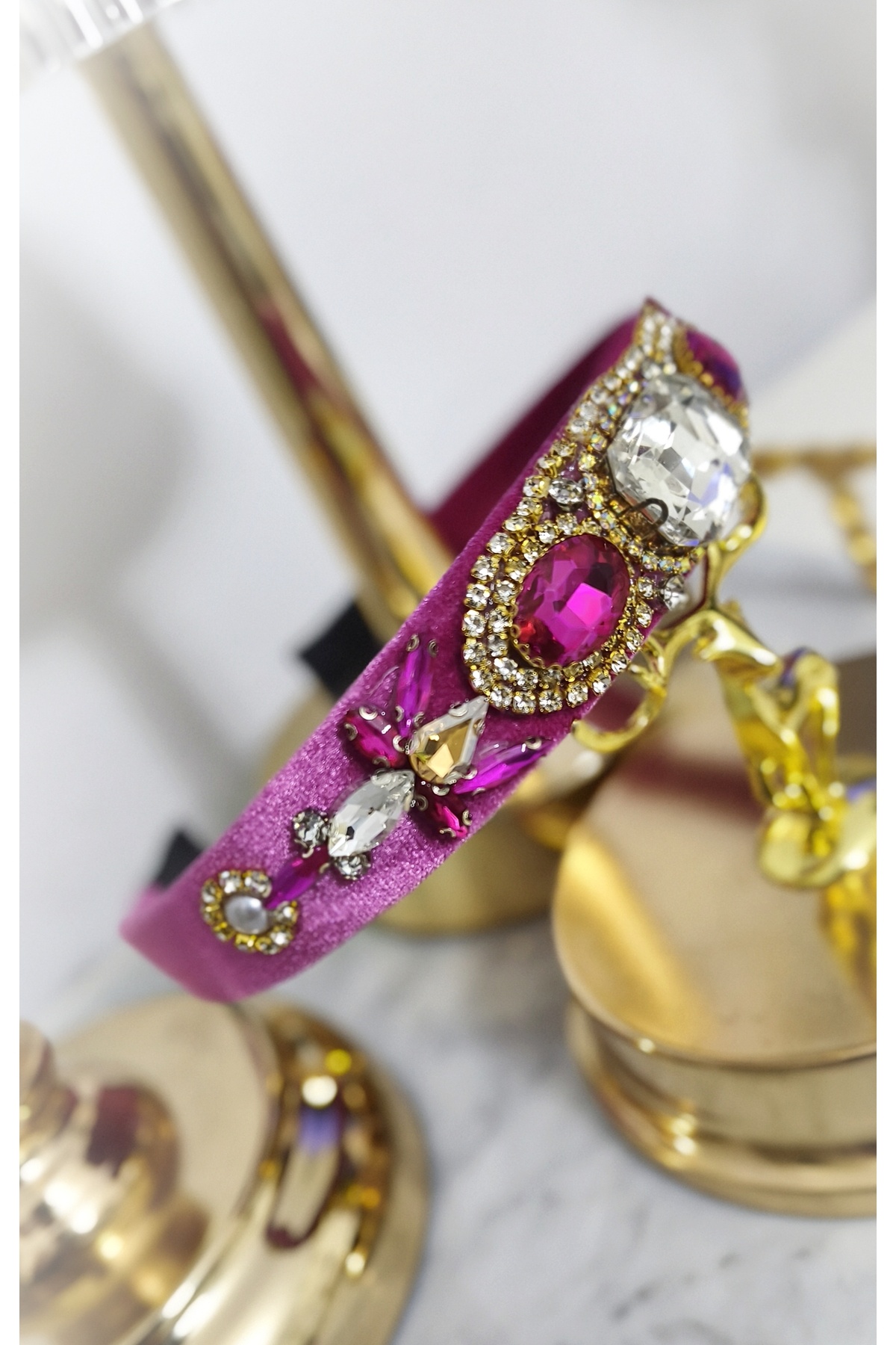 PINK CRYSTAL CUT SPECIAL DESIGN VELVET CROWN WITH GEMSTONE,INVITATION,CHRISTMAS,WEDDING,PROM