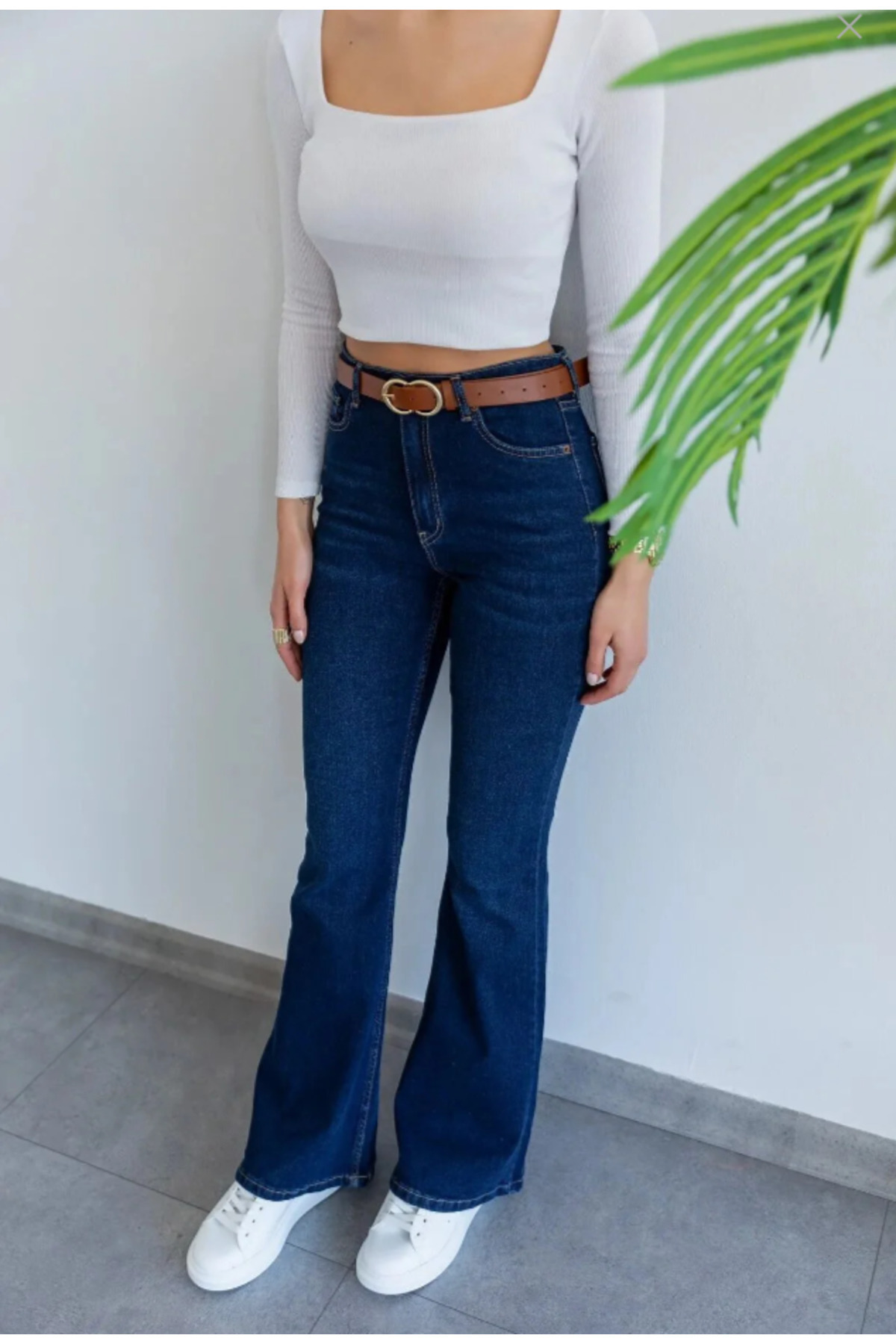 SANTA BELLA  Dodge Koyu Mavi Taşlamalı İspanyol Paça Jean Flare Kadın Solmaz Power Likra Toparlayıcı Kot Pantolon - Görsel 3
