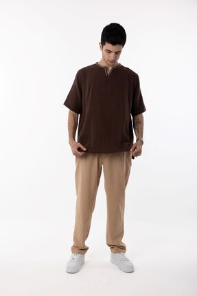 Qaviya Erkek Kahverengi Yaka Şerit Detaylı Pamuklu Dokuma Oversize Tişört / B...
