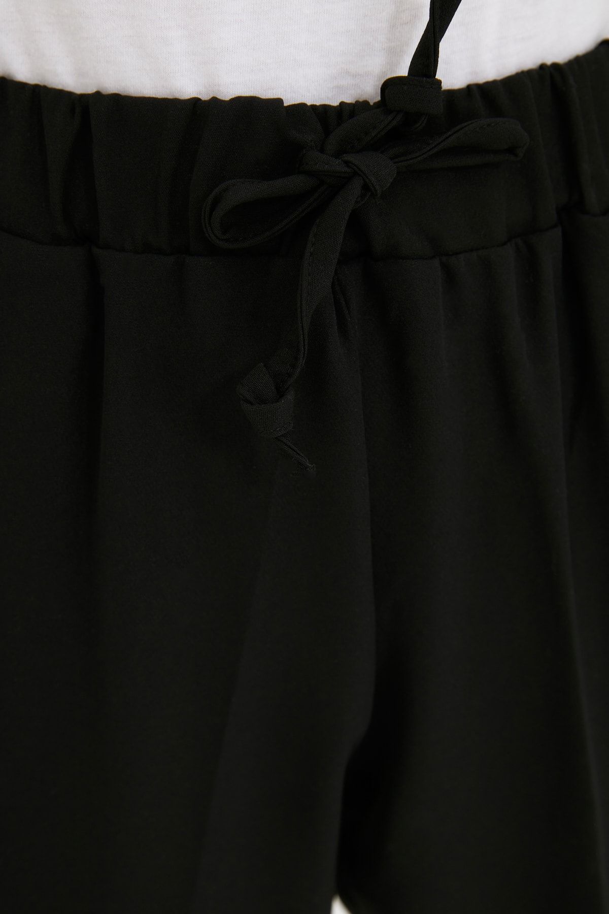 Trendyol Collection-Pantaloni țesuți de jogger cu detalii cu cravată neagră TWOSS19ST0212 5