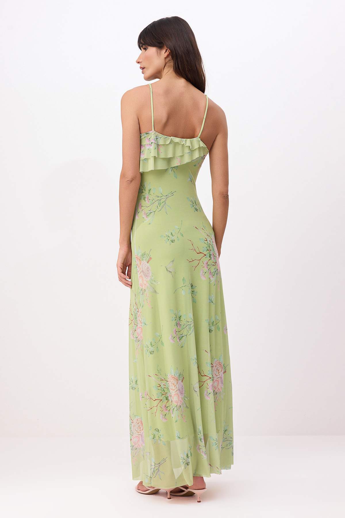 Trendyolmilla  Yeşil Çiçekli A-Kalıp/Çan Form İnce Askılı Volanlı/Fırfırlı Maxi Örme Elbise TWOSS26EL00673 - Görsel 4