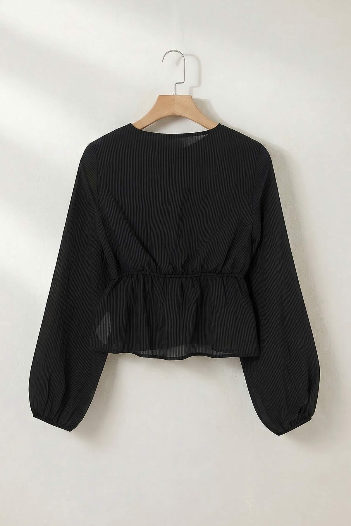 Trendyolmilla  Siyah V Yaka Beli Lastikli Bluz TDRSS26BZ00034 - Görsel 2