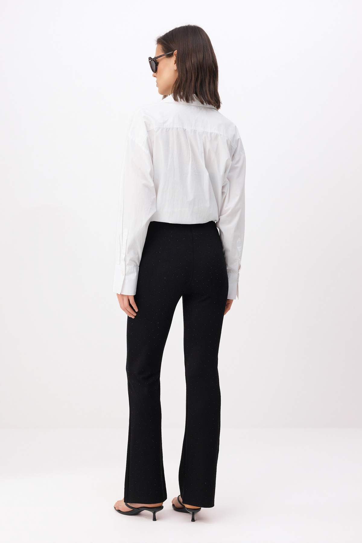 Trendyolmilla  Siyah Flare/İspanyol Paça Parıltılı Normal Bel Uzun Örme Pantolon TWOSS26PL00155 - Görsel 5