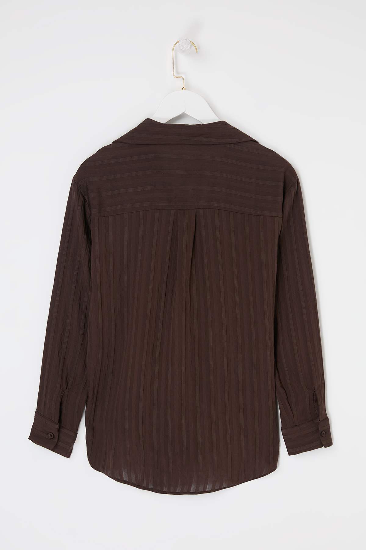 Trendyolmilla  Kahverengi V Yaka Hafif Kumaş Gömlek TDRSS26GO00026 - Görsel 5