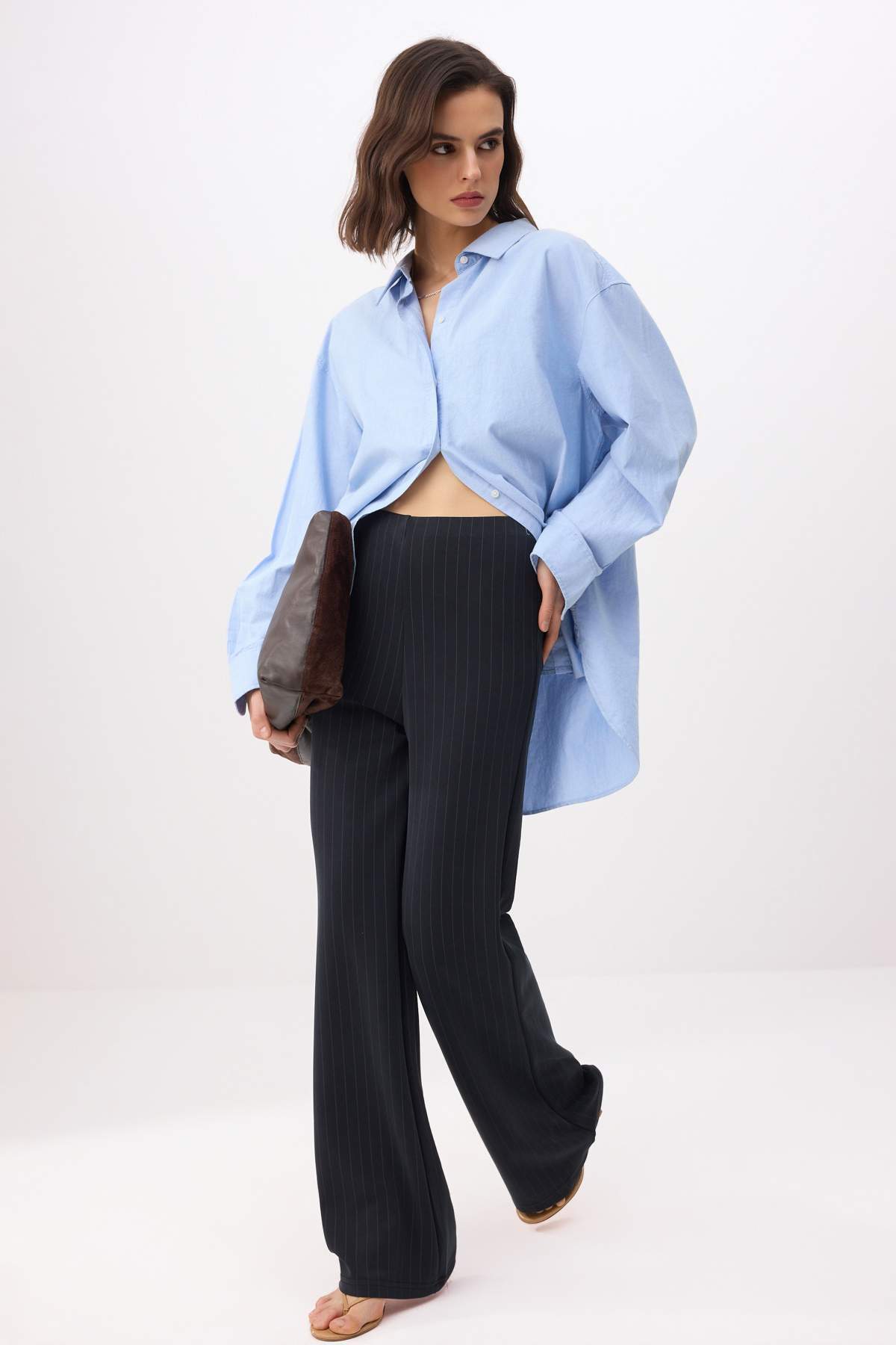 Trendyolmilla Antrasit Çizgili Straight/Düz Normal Bel Boru Paça Uzun İnterlok Örme Pantolon TWOSS26PL00148