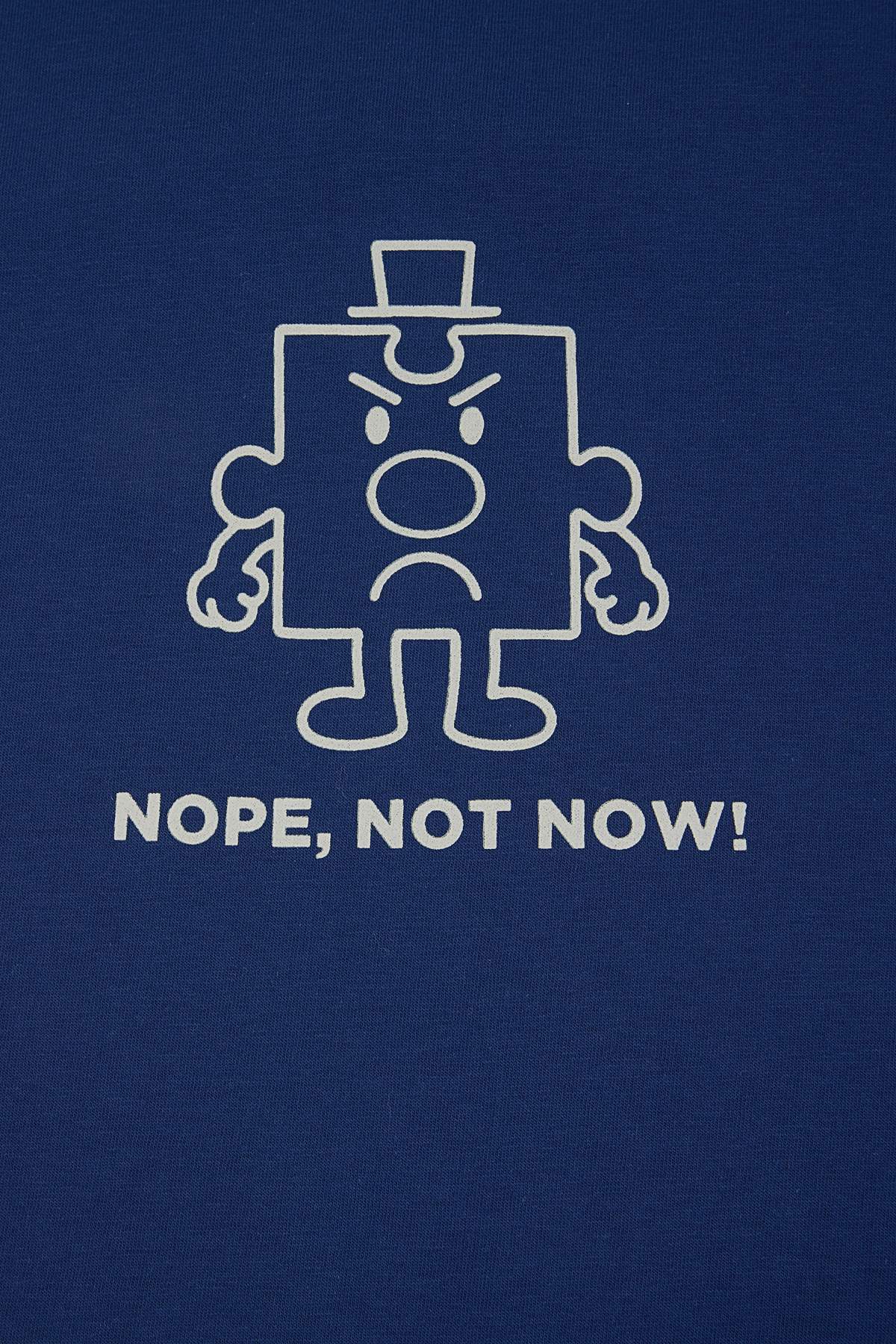 trendyol-man-mens-navy-blue-printed-short-cas