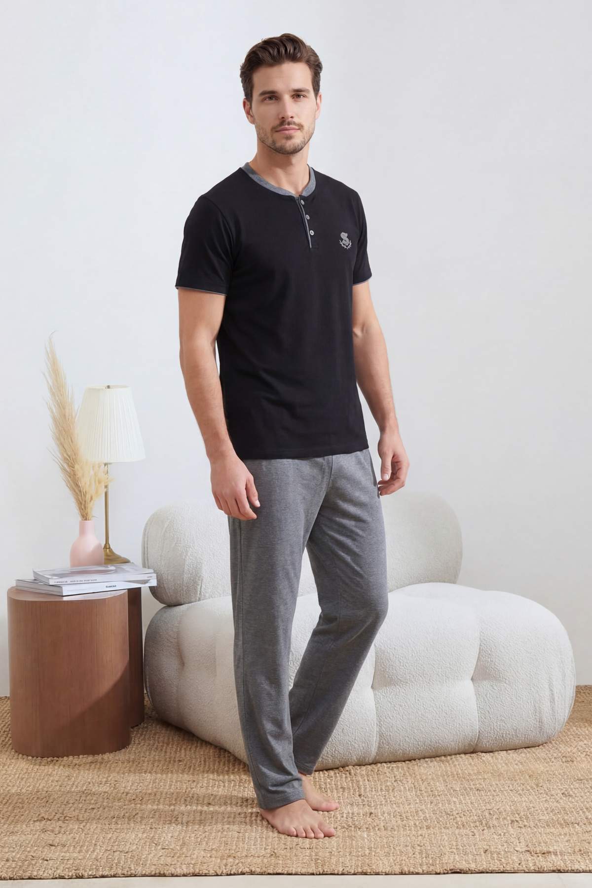 Trendyolmilla Man Siyah Regular Düğmeli Yaka Örme Pijama Takımı TMNSS26PT00033