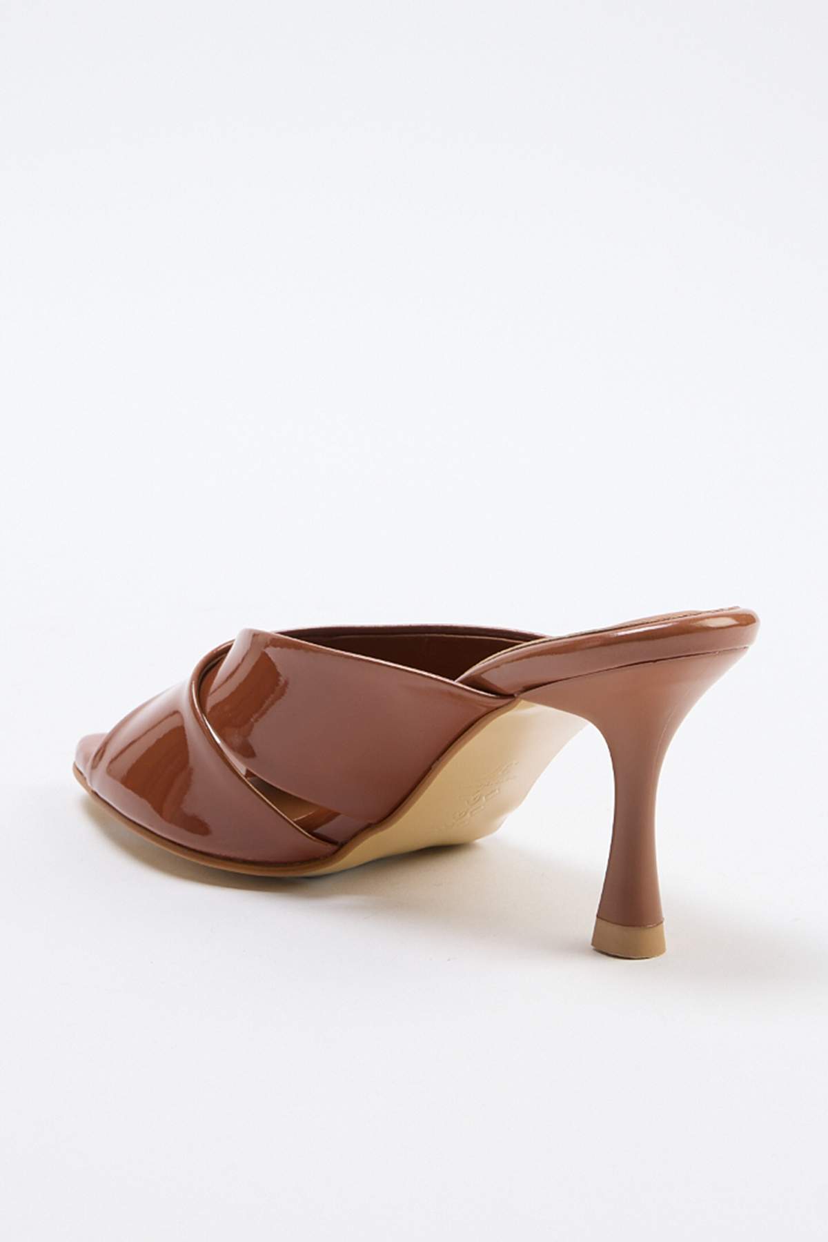 trendyol-shoes-womens-classic-high-heeled-sho