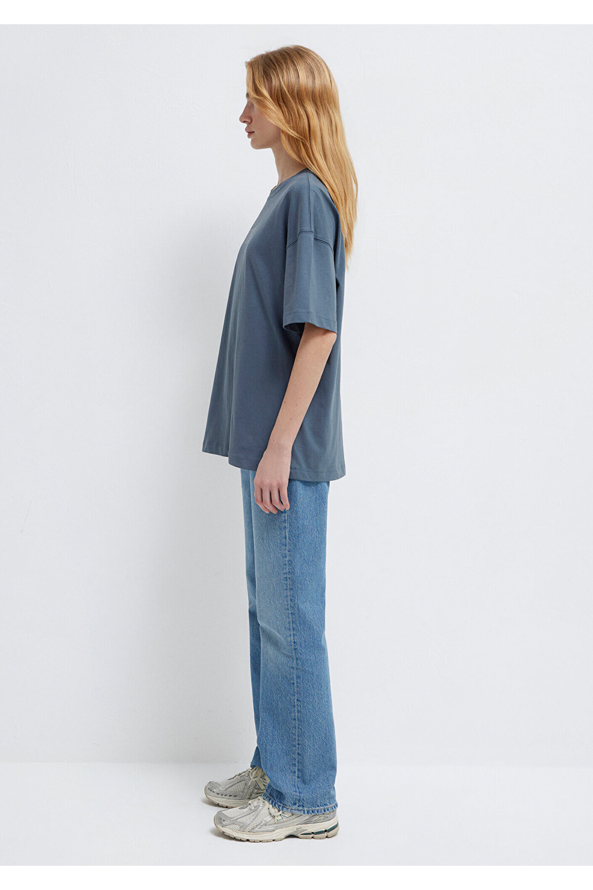 Mavi  Logo Baskılı Lacivert Tişört Oversize / Geniş Kesim 1611592-80776 - Görsel 5
