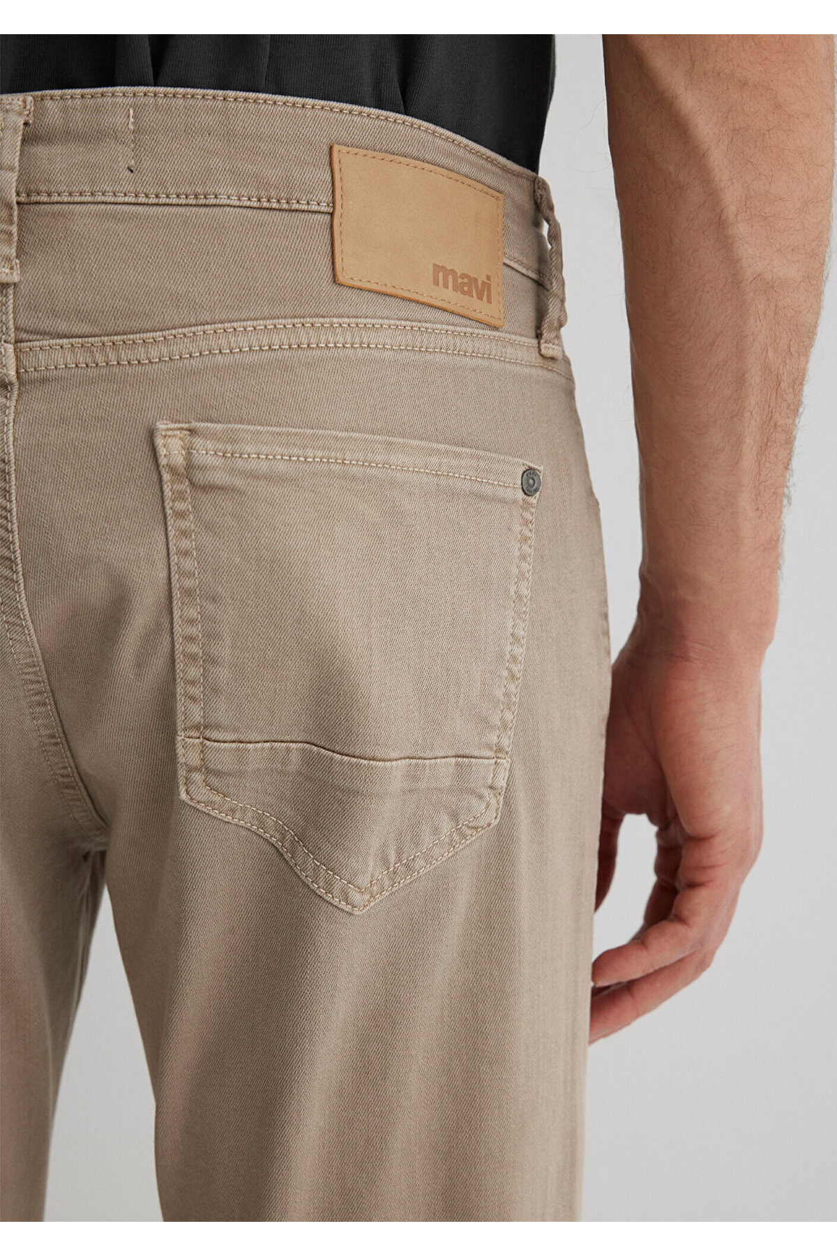 Mavi  Marcus Bej Comfort Gabardin Pantolon 0035186566 - Görsel 7