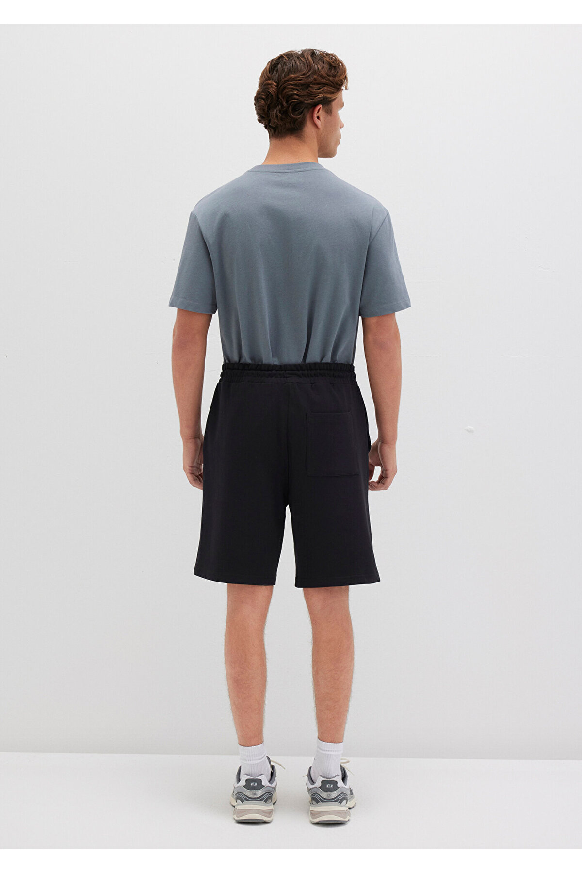 Mavi  Logo Baskılı Siyah Şort 0410224-900 - Görsel 4