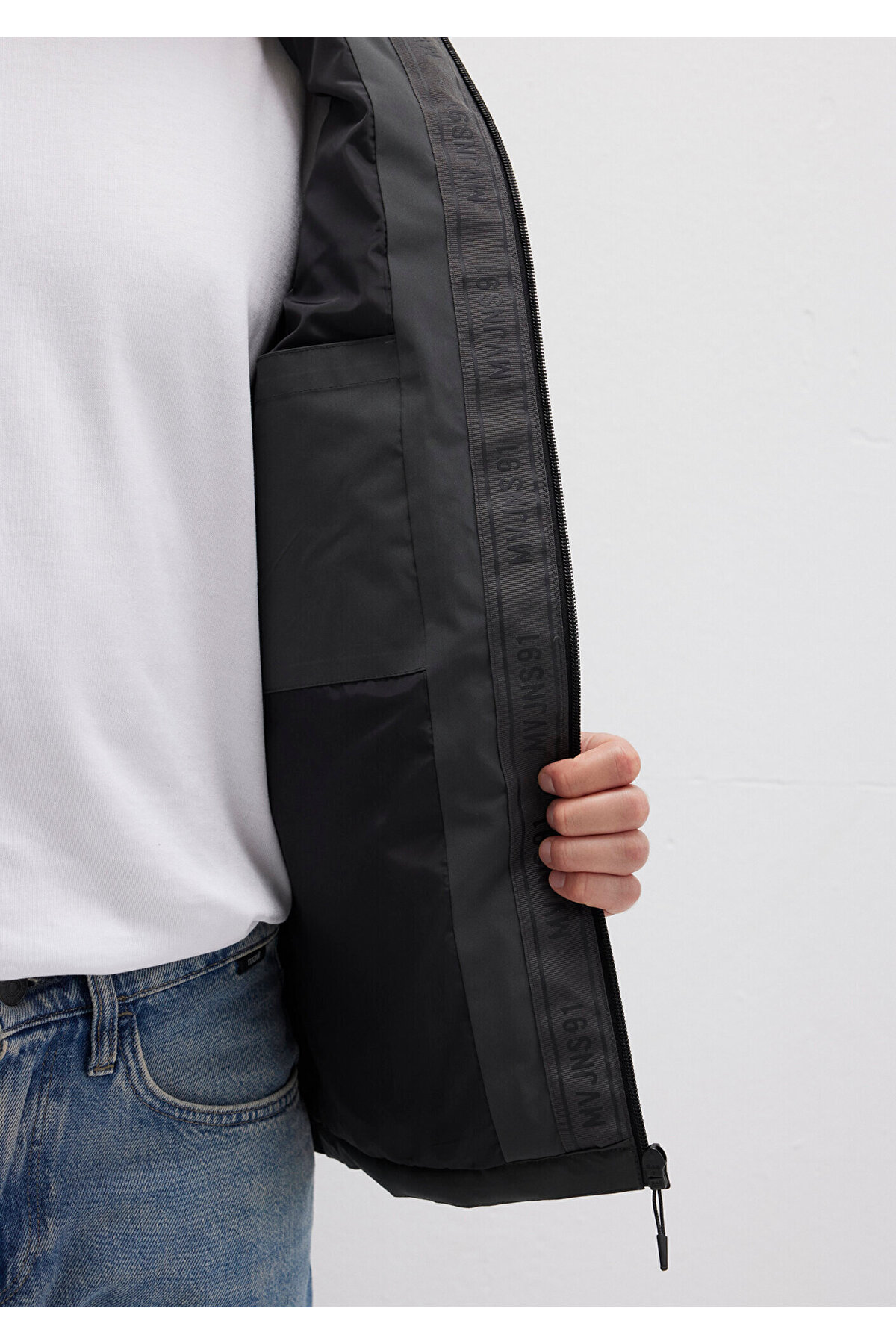 Mavi  Kapüşonlu Antrasit Şişme Mont 0110352-86803 - Görsel 8