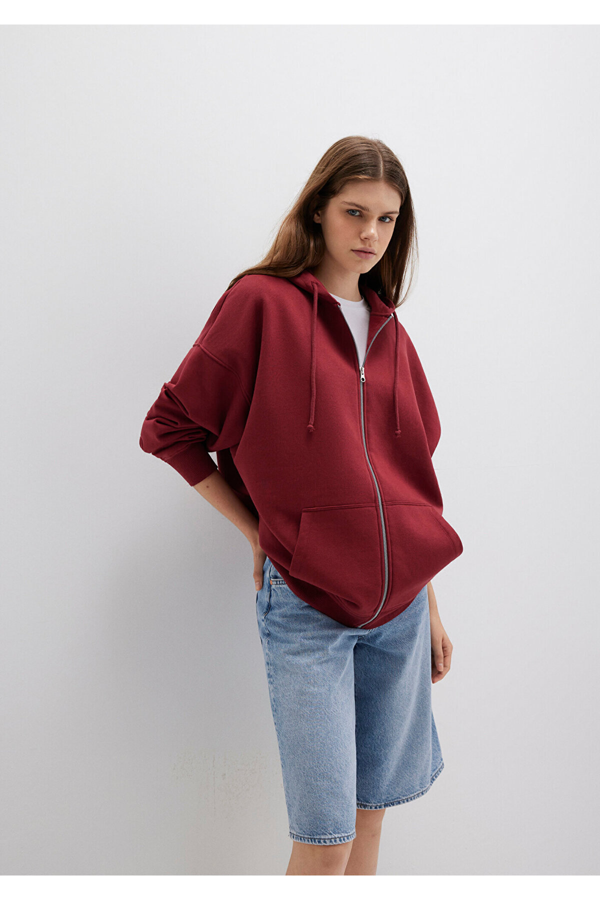 Mavi  Kapüşonlu Fermuarlı Bordo Sweatshirt 1610221-85493 - Görsel 2