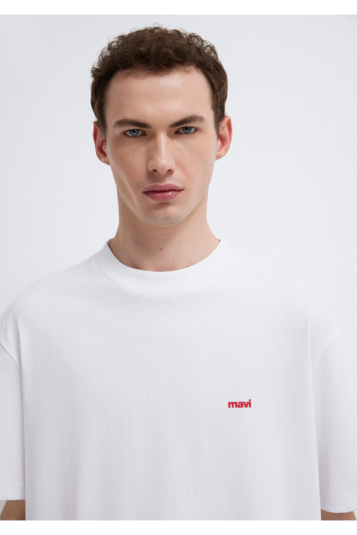 Mavi  Logo Baskılı Beyaz Basic Tişört Loose Fit / Bol Rahat Kesim 0612216-620 - Görsel 7