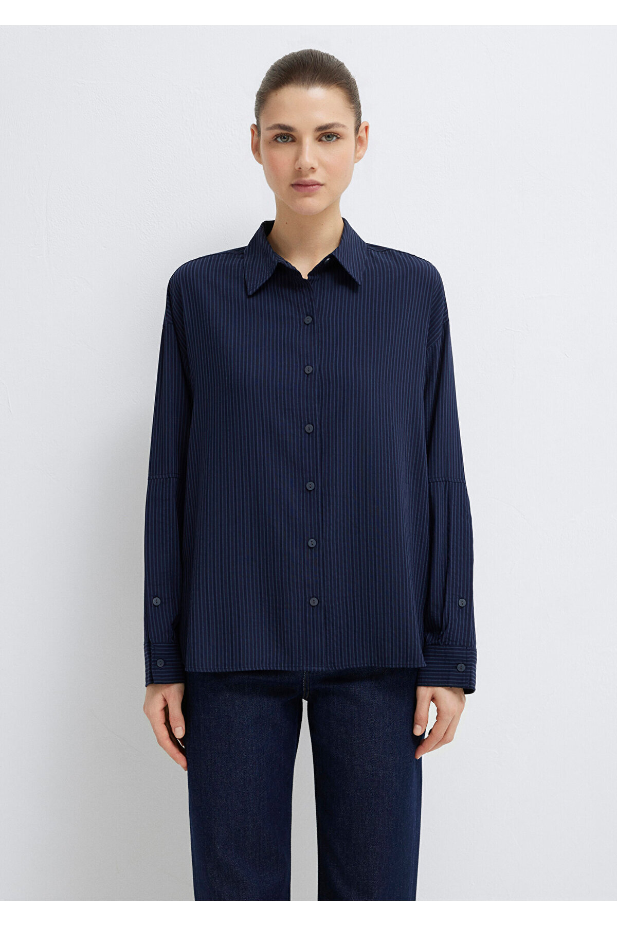 Mavi  Çizgili Lacivert Gömlek Oversize / Geniş Kesim 1210878-83699 - Görsel 3