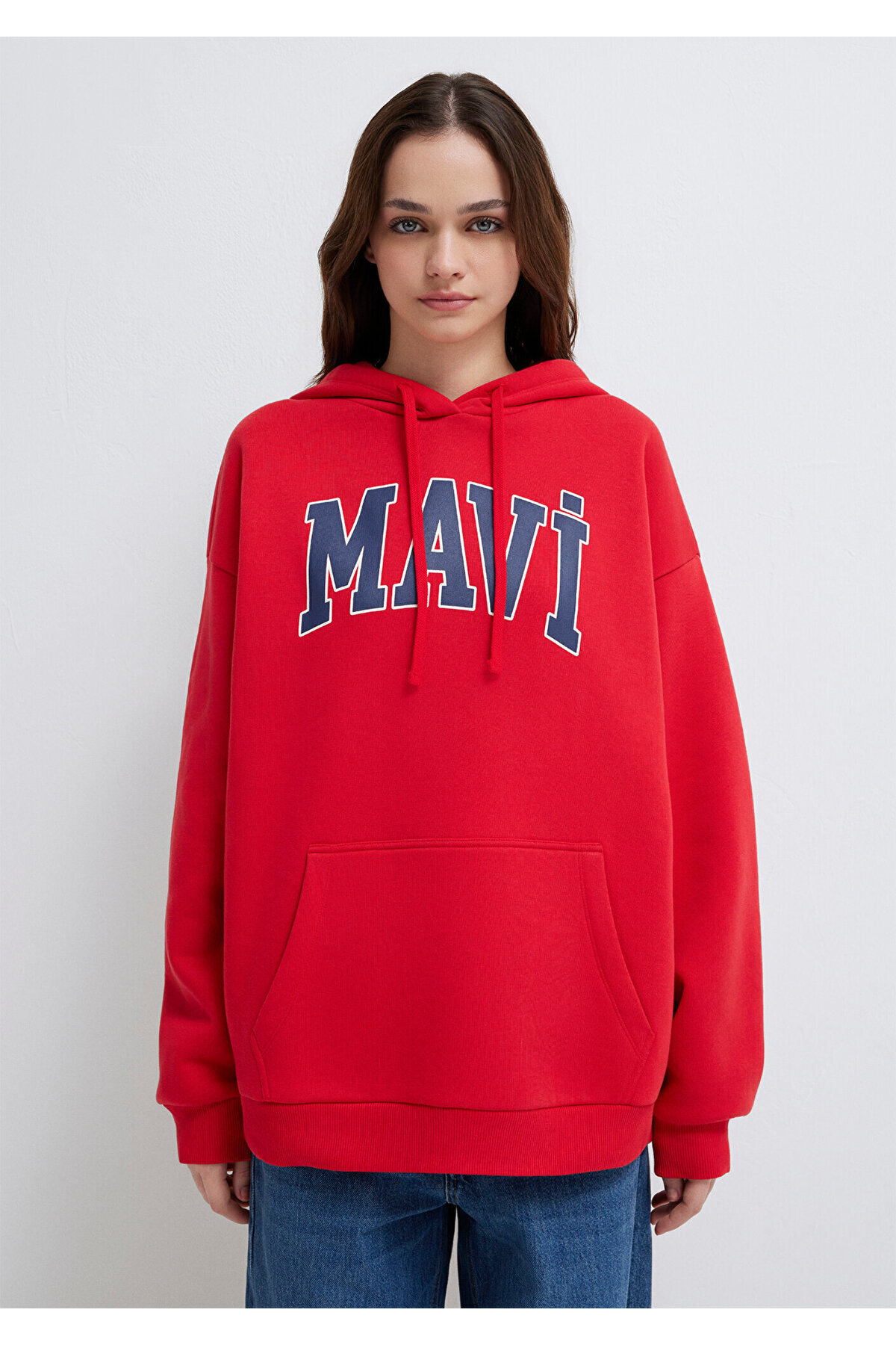Mavi  Logo Baskılı Kırmızı Kapüşonlu Sweatshirt Oversize/Geniş Kesim 1600361-82054 - Görsel 3