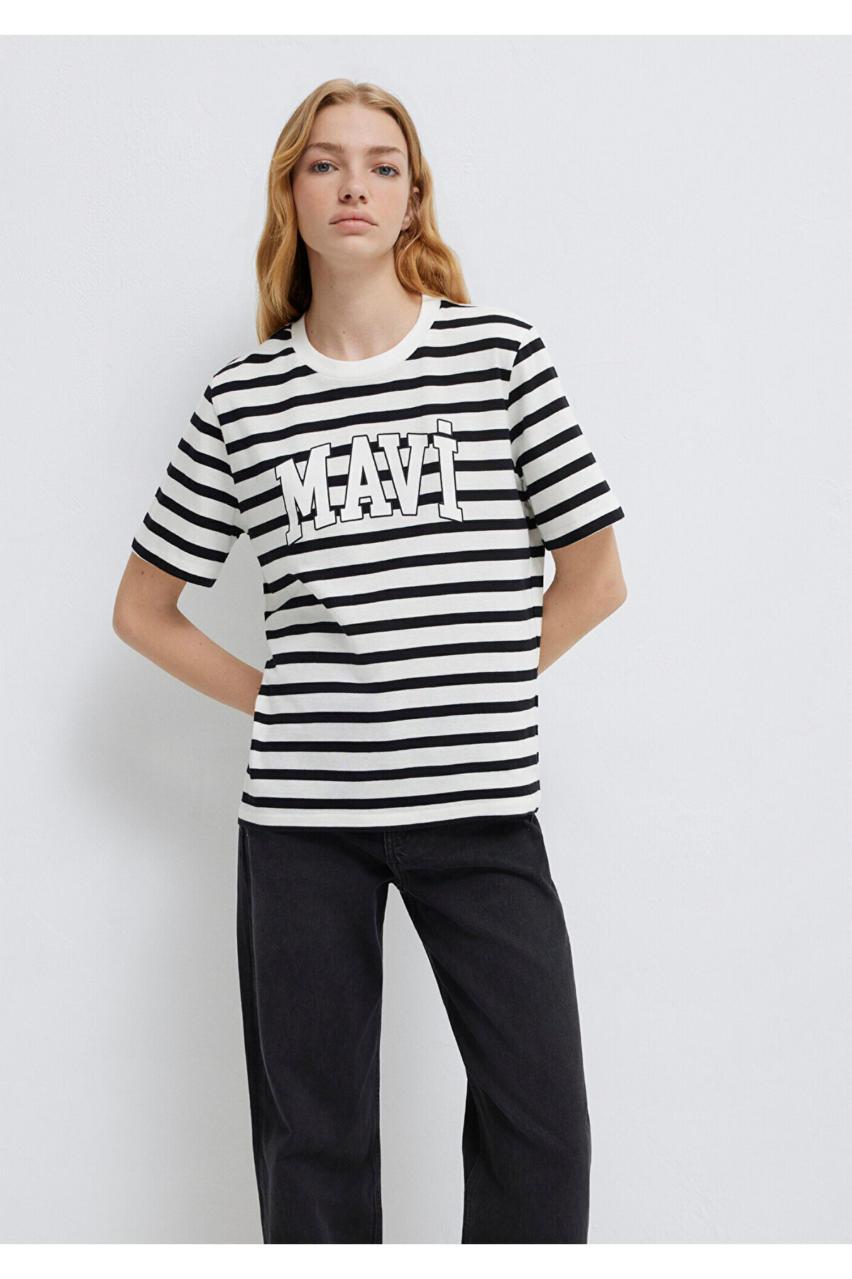 Mavi  Logo Baskılı Siyah Çizgili Tişört Regular Fit / Normal Kesim 1611360-84041 - Görsel 2