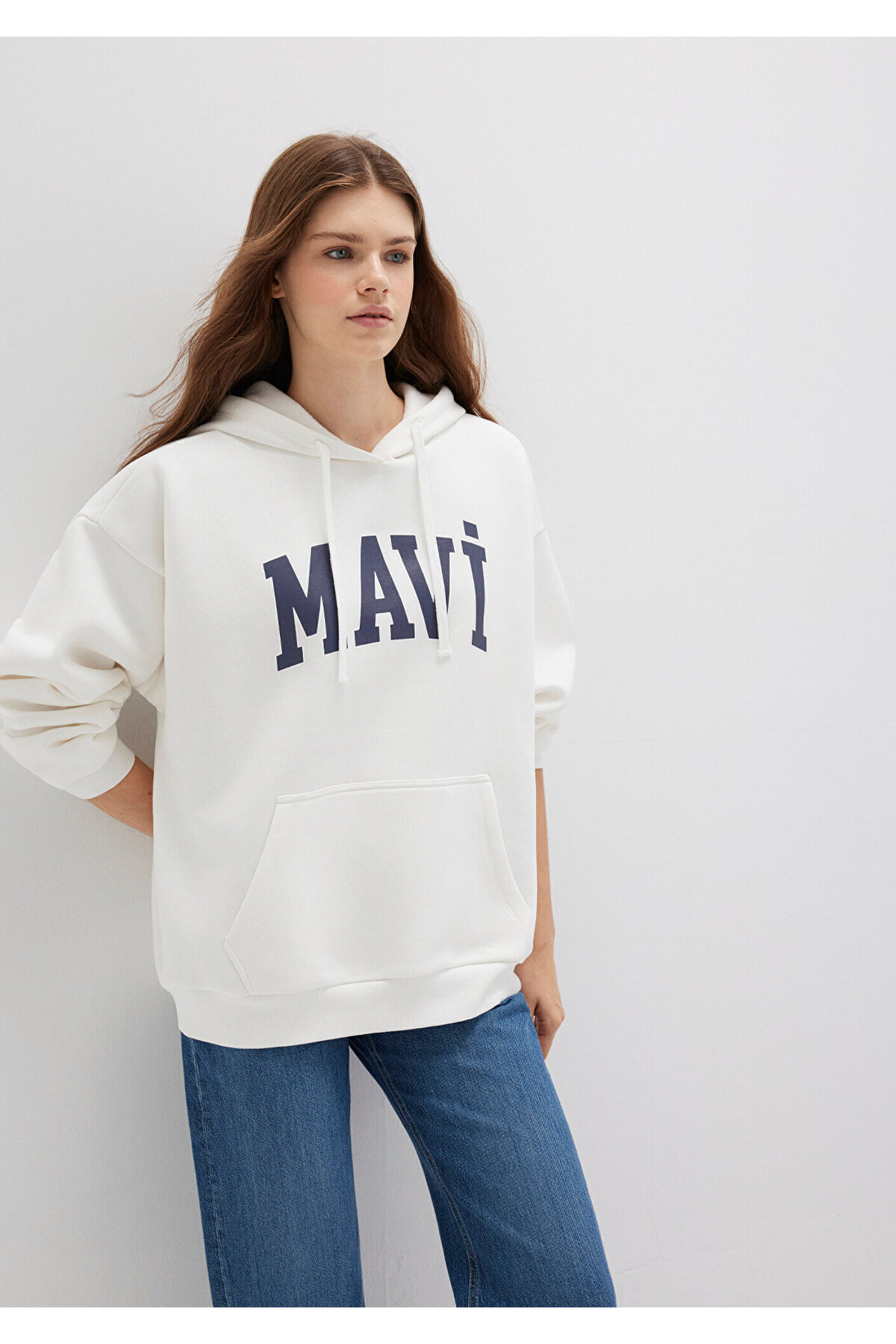 Mavi  Logo Baskılı Kapüşonlu Beyaz Sweatshirt 1600361-81964 - Görsel 2