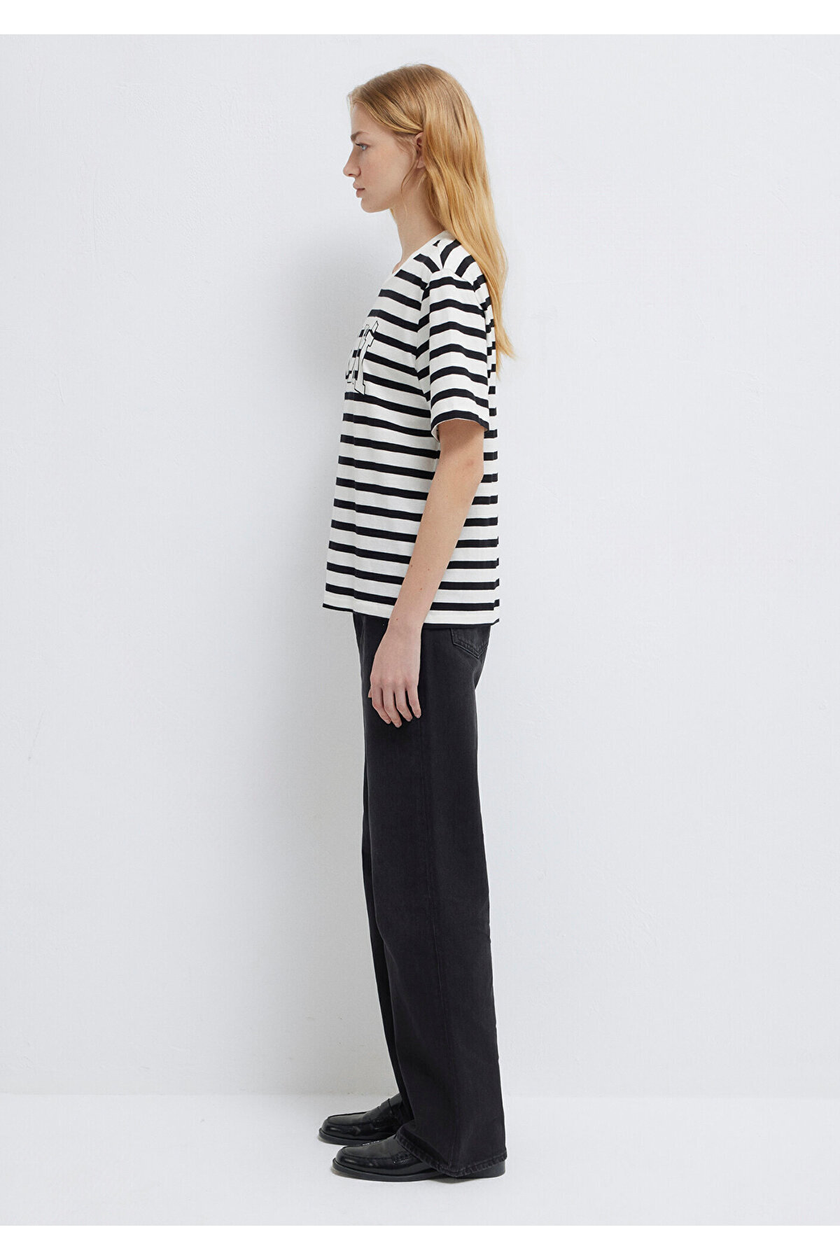 Mavi  Logo Baskılı Siyah Çizgili Tişört Regular Fit / Normal Kesim 1611360-84041 - Görsel 4