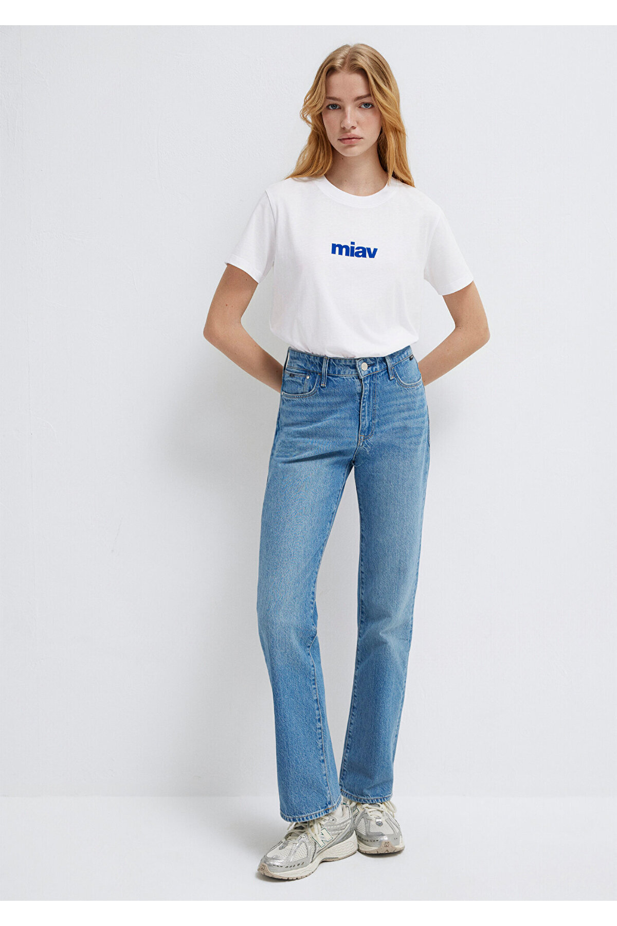 Mavi  Miav Baskılı Beyaz Tişört Regular Fit / Normal Kesim 1610622-620 - Görsel 2