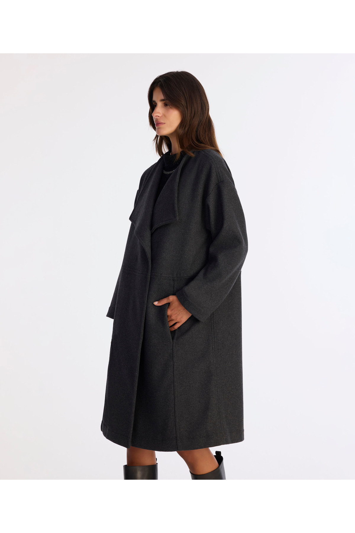 Yargıcı  Geniş Şal Yaka Uzun Kol Palto - Görsel 3