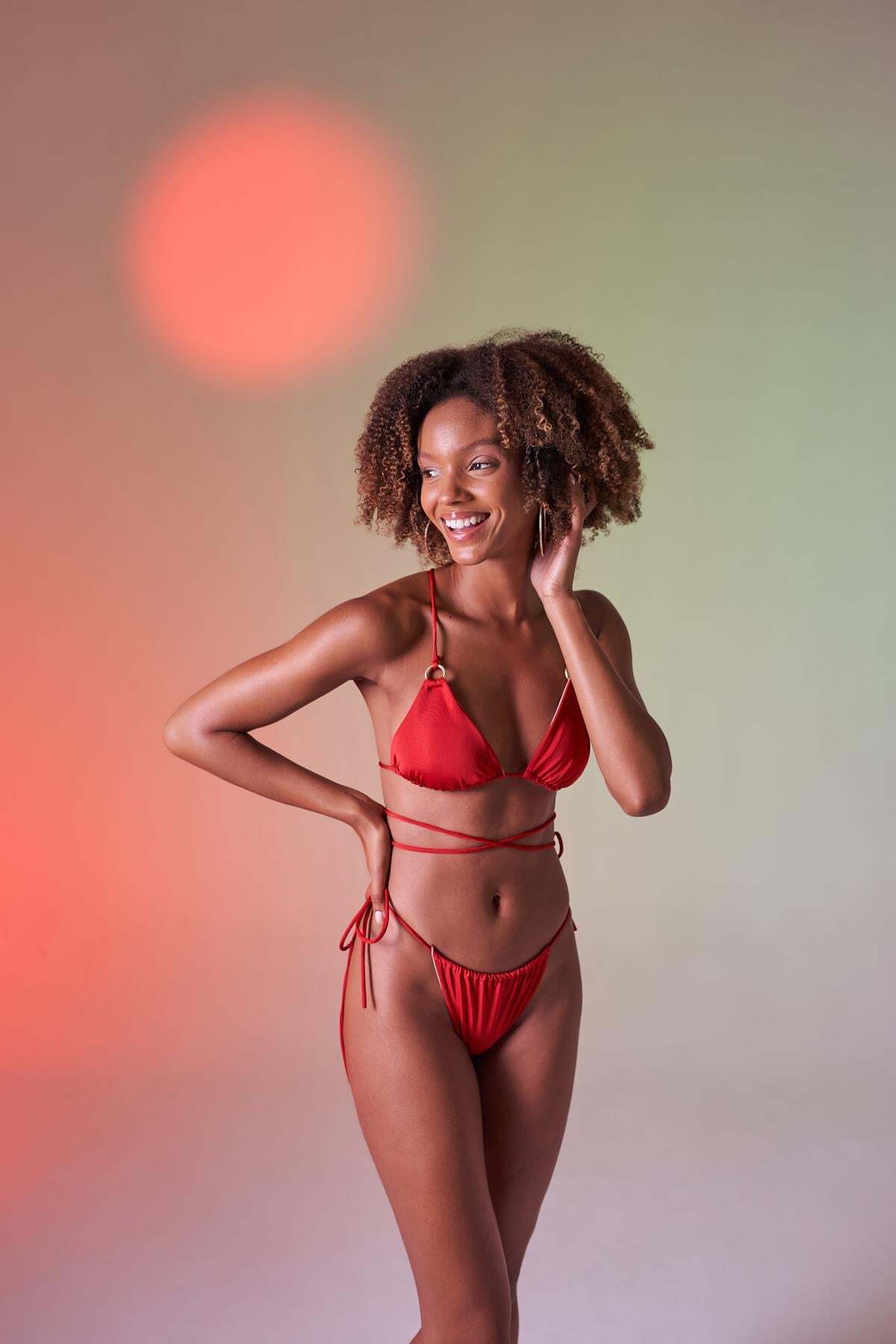 Lace-U-Section Brazilian Model Slim Delphi Bikini Bottom Red