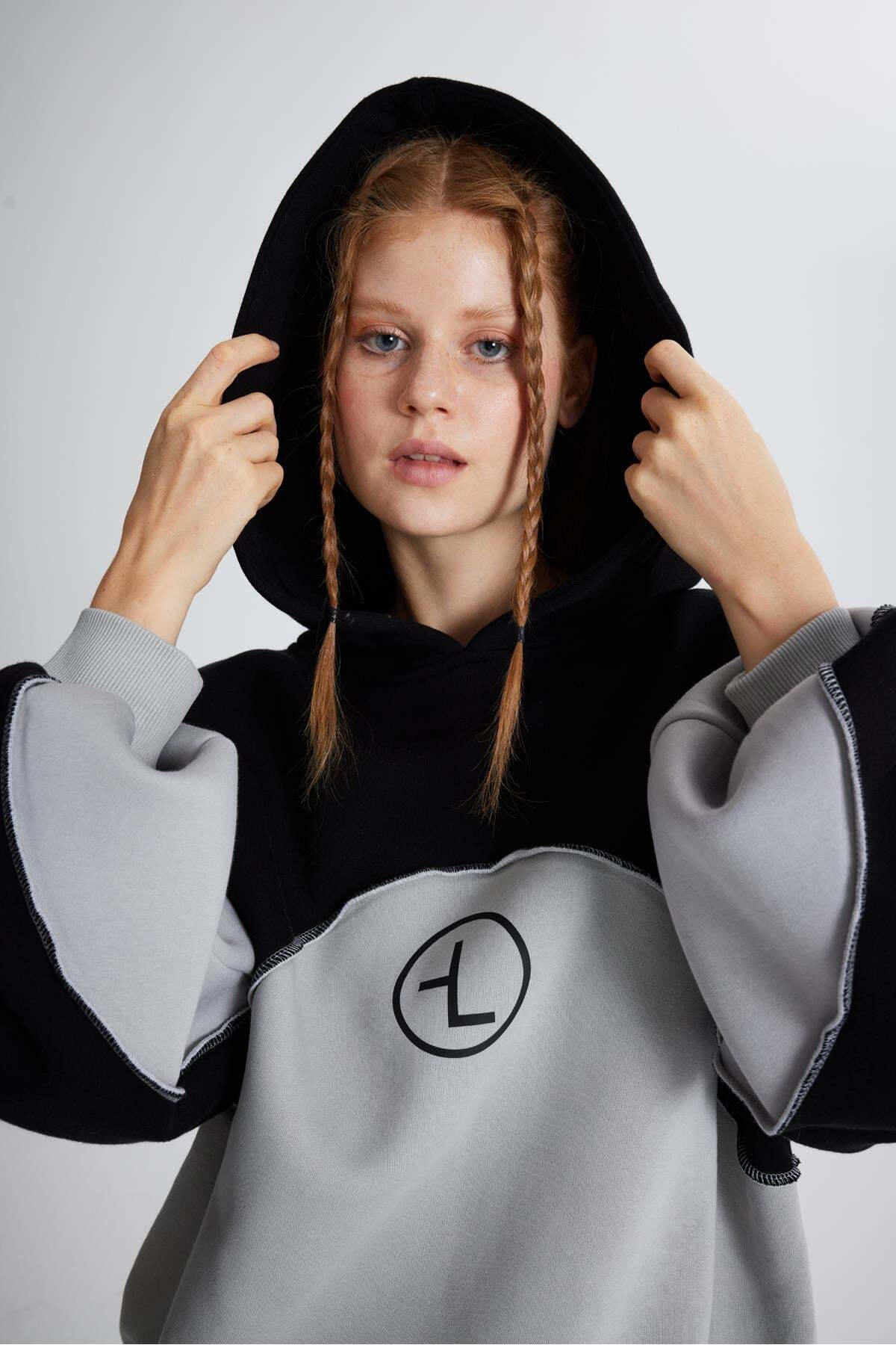 HOLLY LOLLY Şardonlu 3 İplik Kumaş Oversize Kapişonlu Revenge Sweatshirt Gri — Trendyol ürün görseli