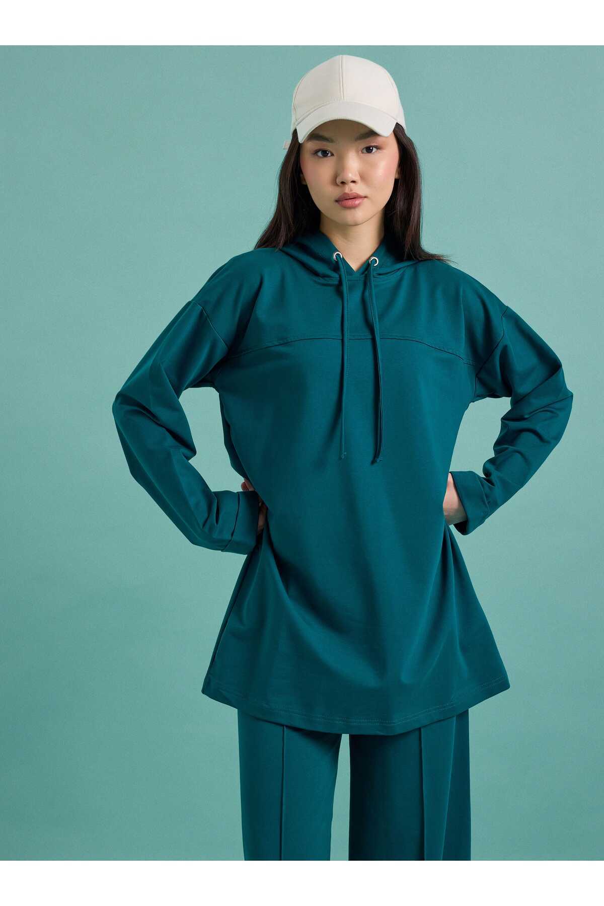 طقم بدلة رياضية بقلنسوة وتفاصيل خياطة - زمرد داكن...