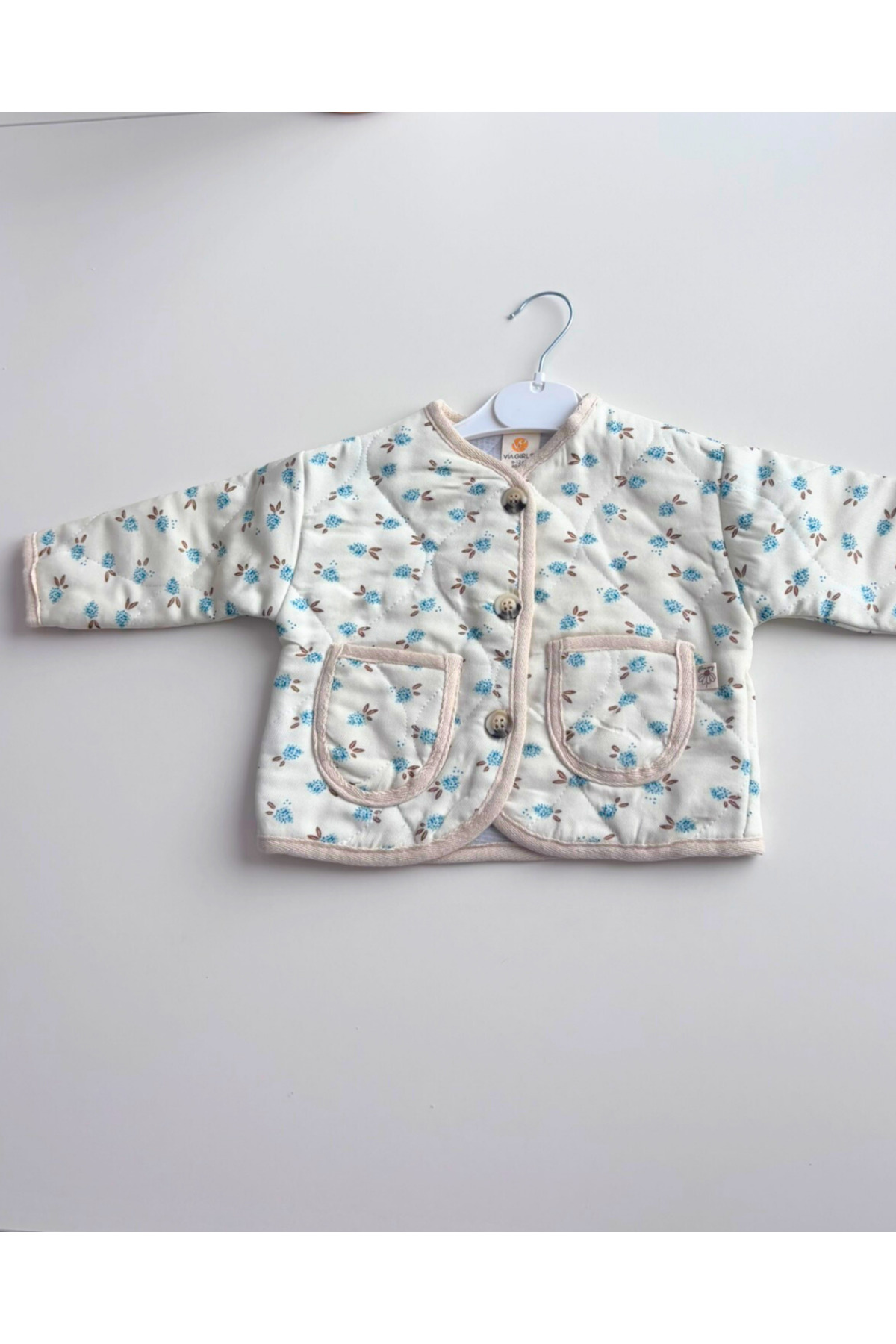 TinyAlp Tasarım Desenli Kız Bebek Mevsimik Kapitone Ceket fotoğrafı 2 (önizleme)