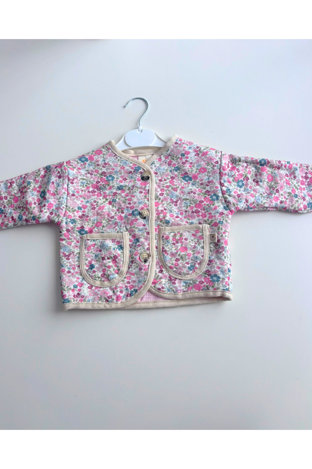 TinyAlp Tasarım Desenli Kız Bebek Mevsimik Kapitone Ceket fotoğrafı 2 (önizleme)