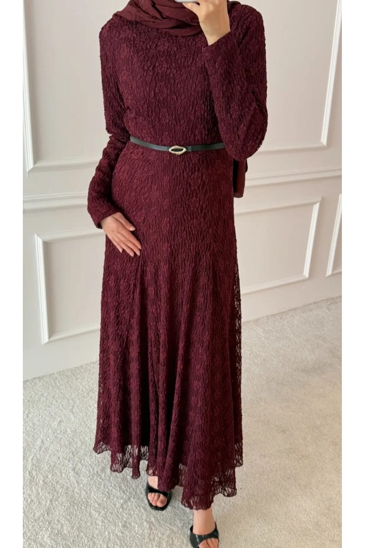 AKSİS  Dantelli içi astarlı testtür elbise