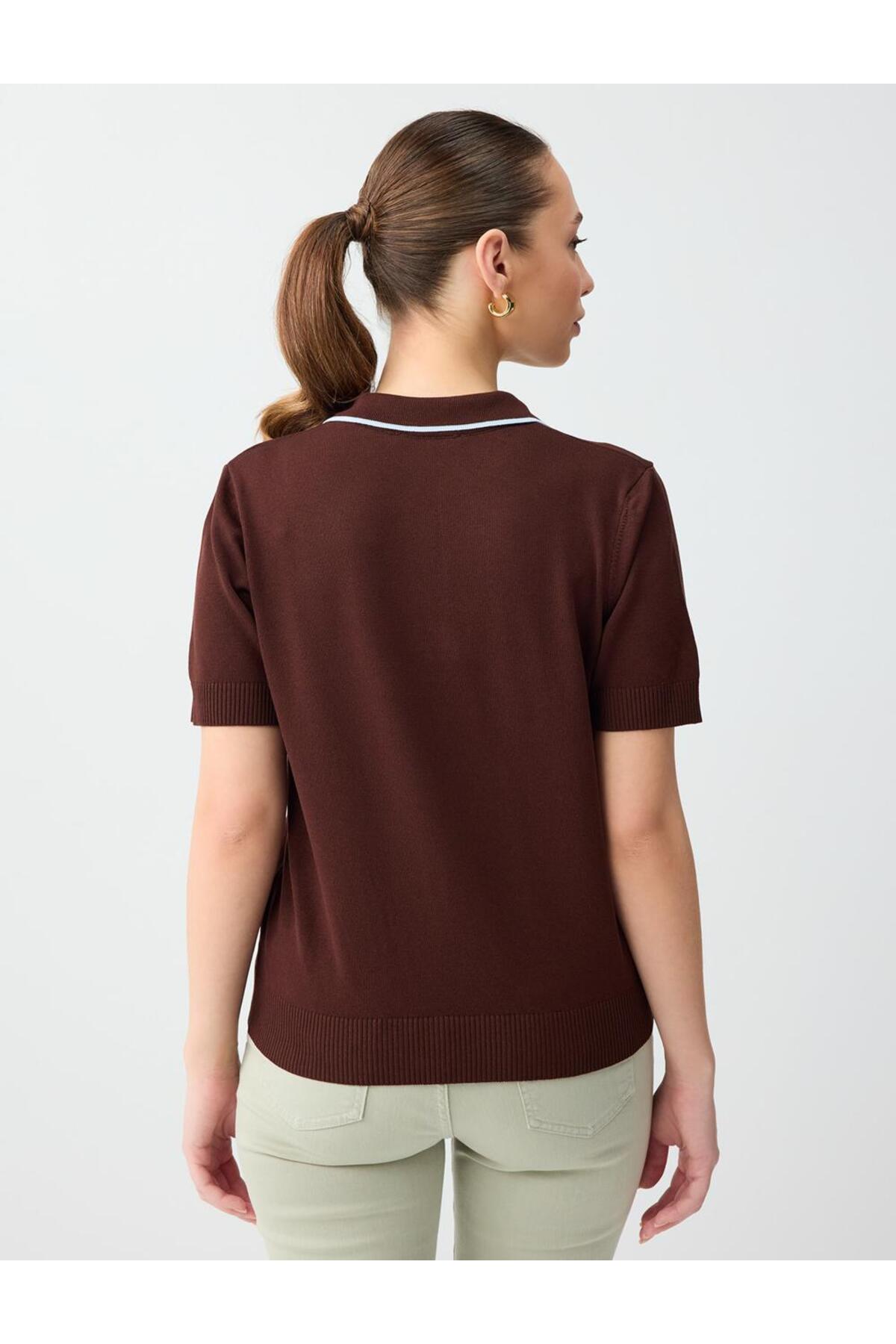 Jimmy Key  Acı Kahve V Yaka Kısa Kollu Çizgi Detaylı Triko Bluz - Görsel 5