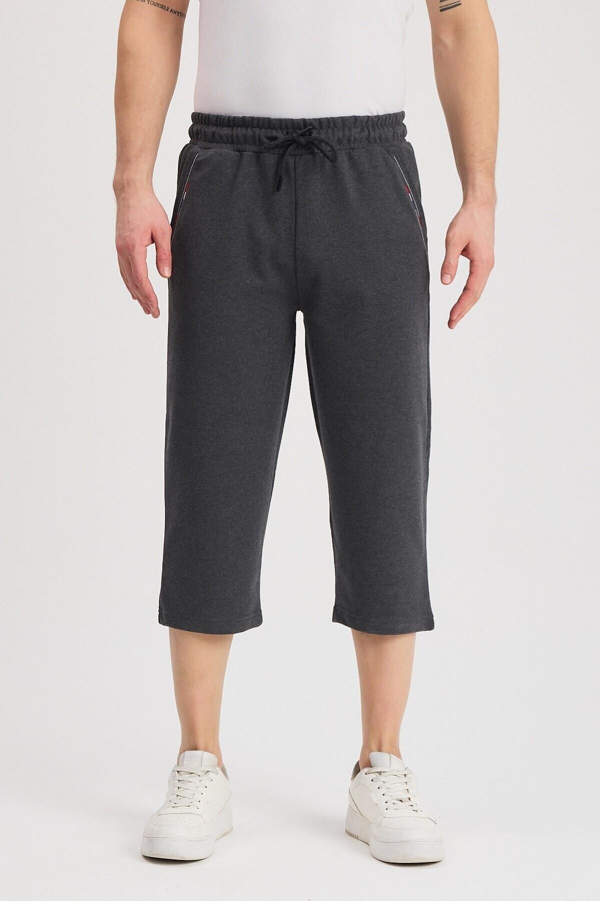 شورت رجالي طويل بجيوب باللون الأسود-أنثراسايت برمو...