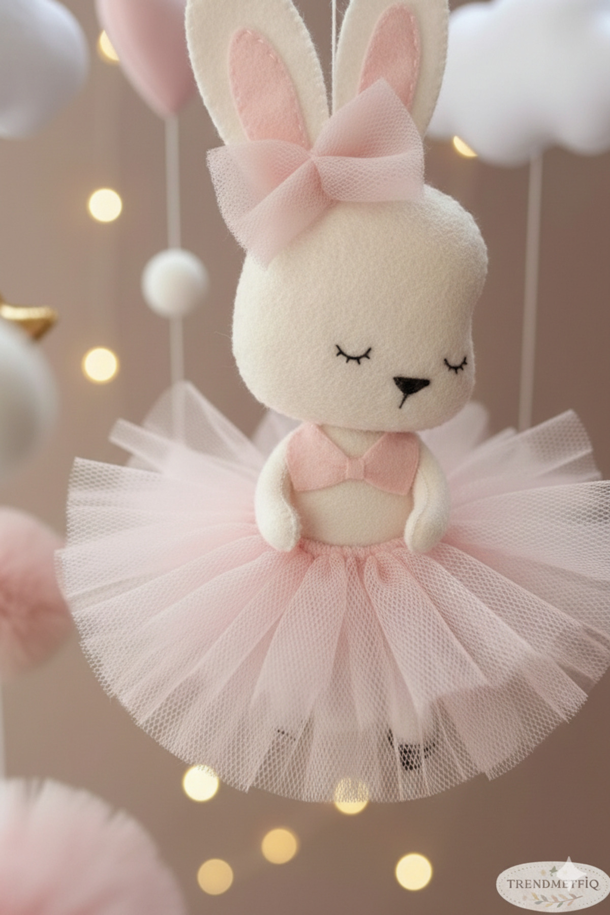 TREND METFİQ DECORATİON Premium El Yapımı Keçe Bebek Dönencesi - Montessori Yenidoğan Uyku Arkadaşı ve Beşik Oyuncağı anne fotoğrafı 3 (önizleme)