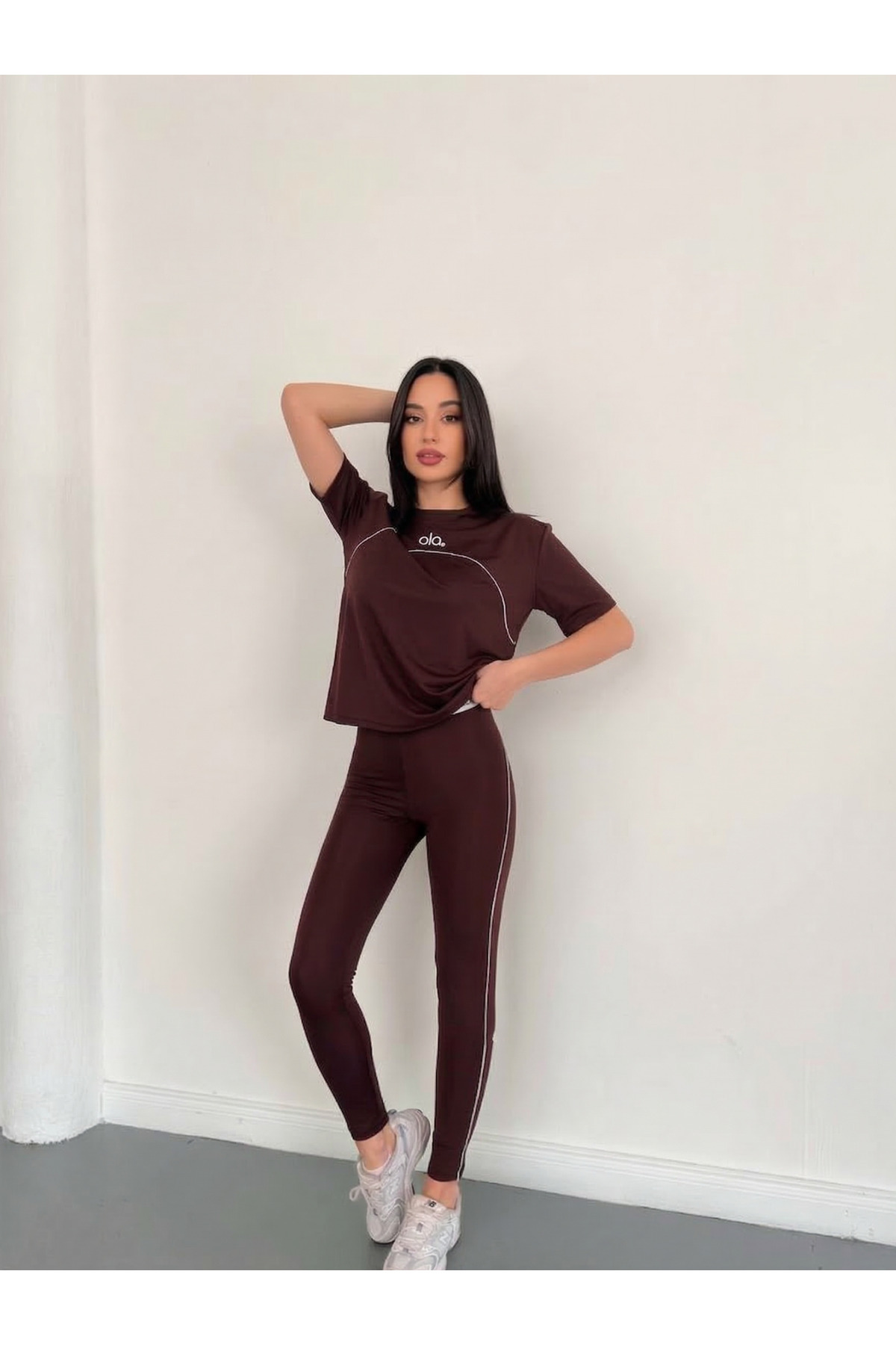 Şeritli Kısa Kollu Tişört ve Yüksek Bel Tayt İkili Spor Takım