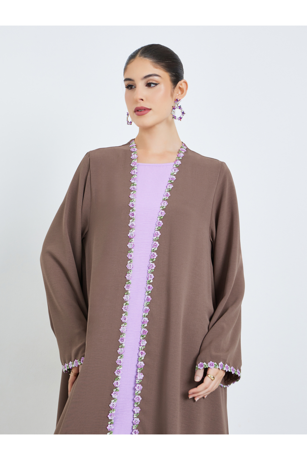 عباية بنية