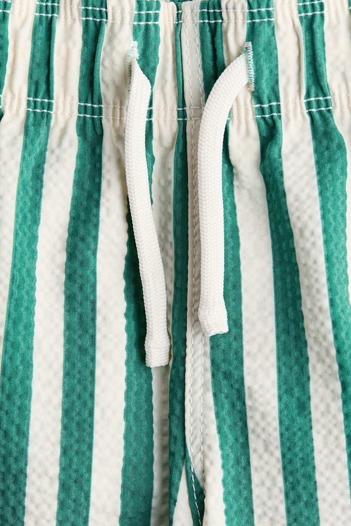 H&M Desenli Şort Mayo fotoğrafı 2 (önizleme)