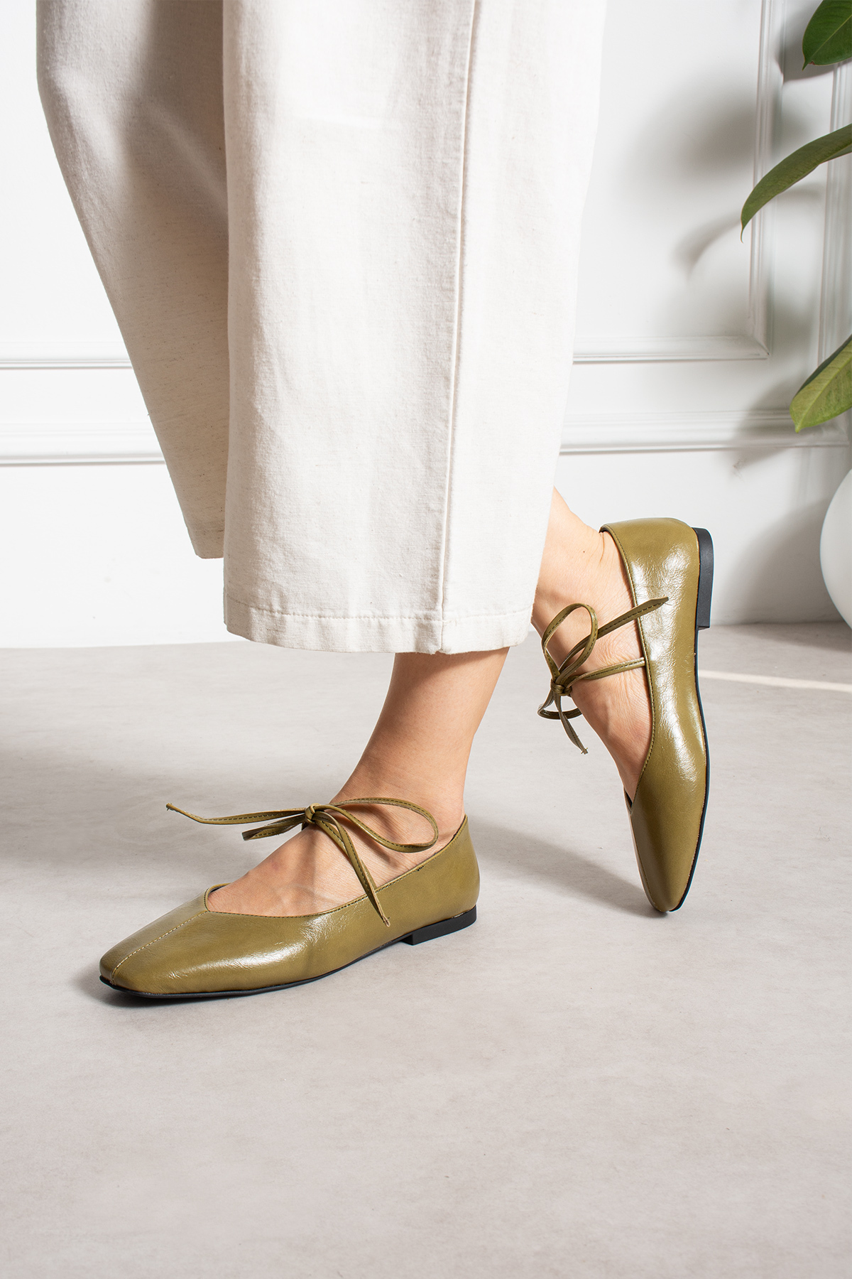DESPİNA  MARLON Kadın Bağcıklı Babet Açık Yeşil Küt Burun Minimal Şık Ayakkabı - Görsel 6