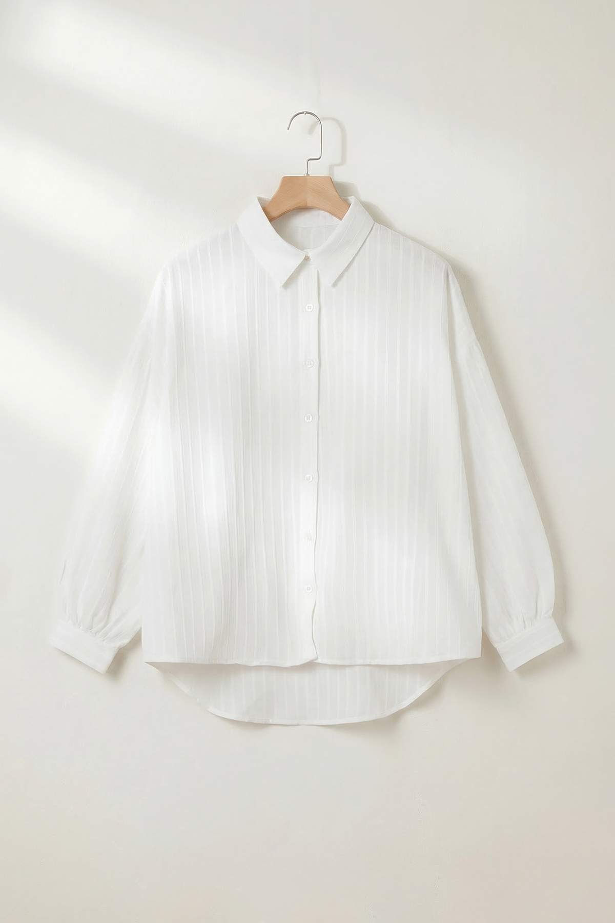 Trendyolmilla  Beyaz Oversize Geniş Kollu Pamuklu Gömlek TDRSS26GO00029 - Görsel 4