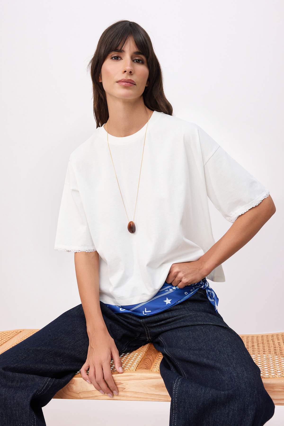 Trendyolmilla  Ekru Düz Boxy Bisiklet Yaka Düşük Kol Kısa %100 Pamuk Örme T-Shirt TWOSS26TS00170