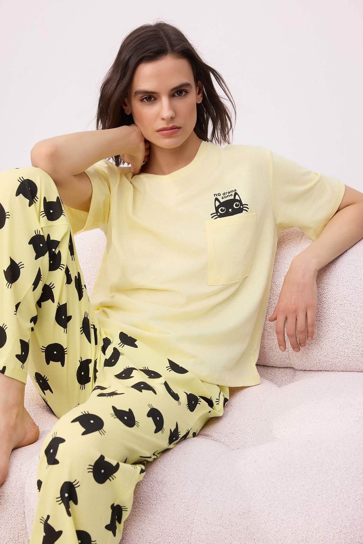 Trendyolmilla  Sarı %100 Pamuklu Kedi Desenli Örme Pijama Takımı THMSS25PT00161