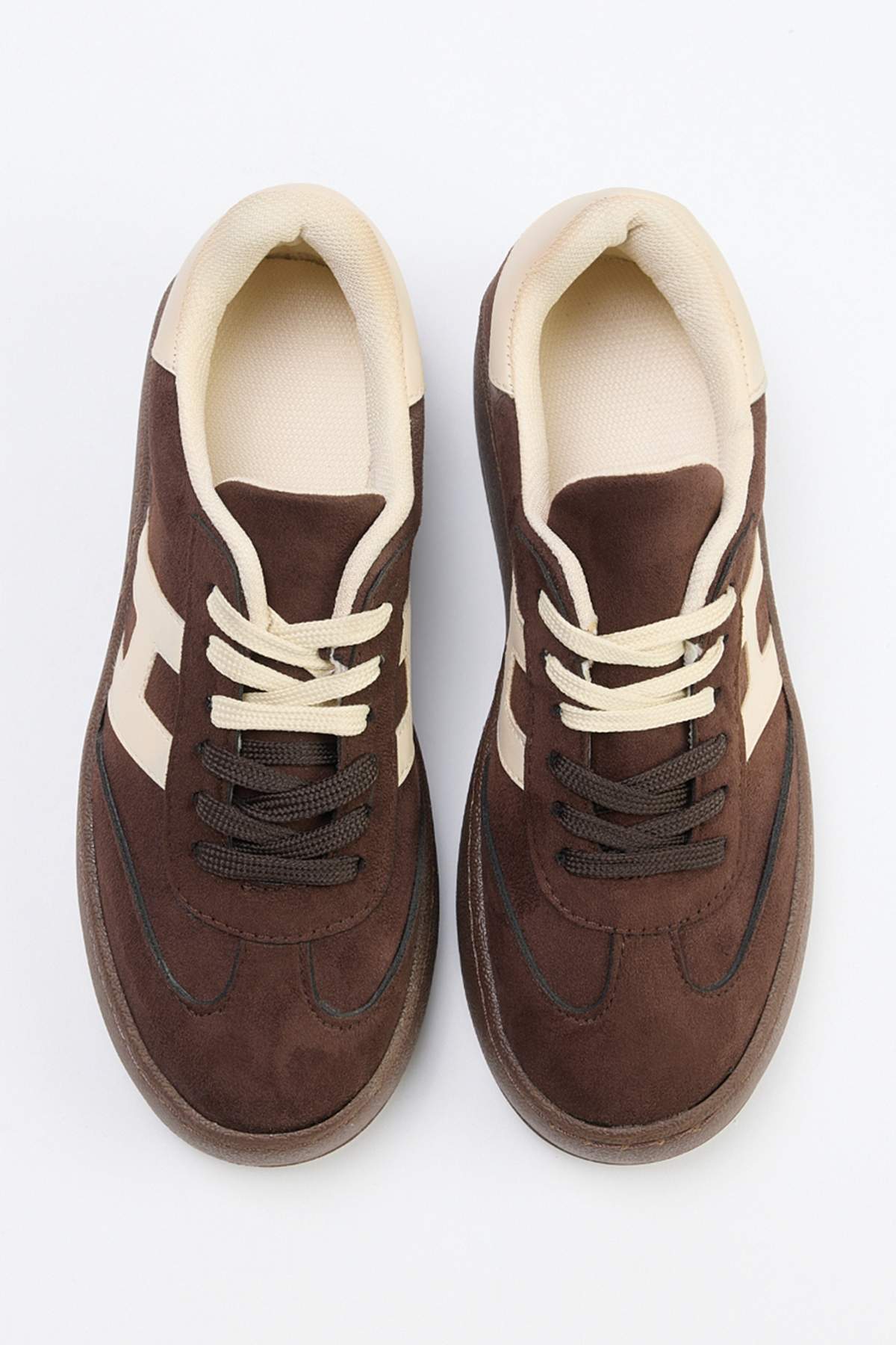 TRENDYOL SHOES Hnědé semišové dámské retro sportovní boty TAKSS26SN00014