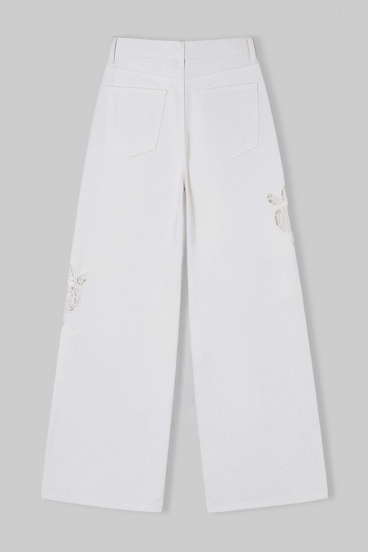 Trendyolmilla  Beyaz Brode Detaylı Yüksek Bel %100 Pamuk Wide Leg Jeans TWOSS26JE00260 - Görsel 7