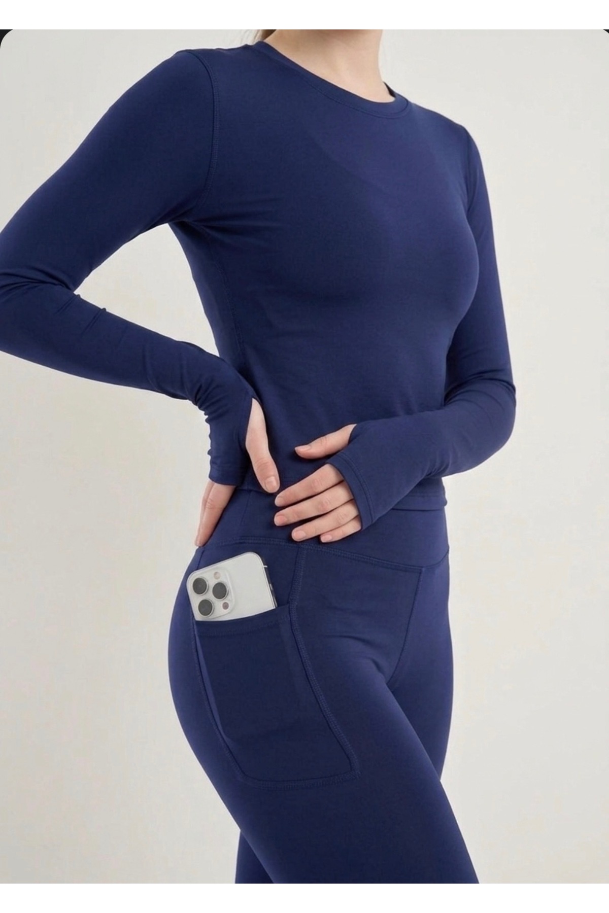 Kadın İçi Tam Polarlı Kışlık Takım - Cep Detaylı Yüksek Bel Esnek Tayt ve Parmak Geçirmeli Body Set — سرمه‌ای set13 — تصویر 4 از 4