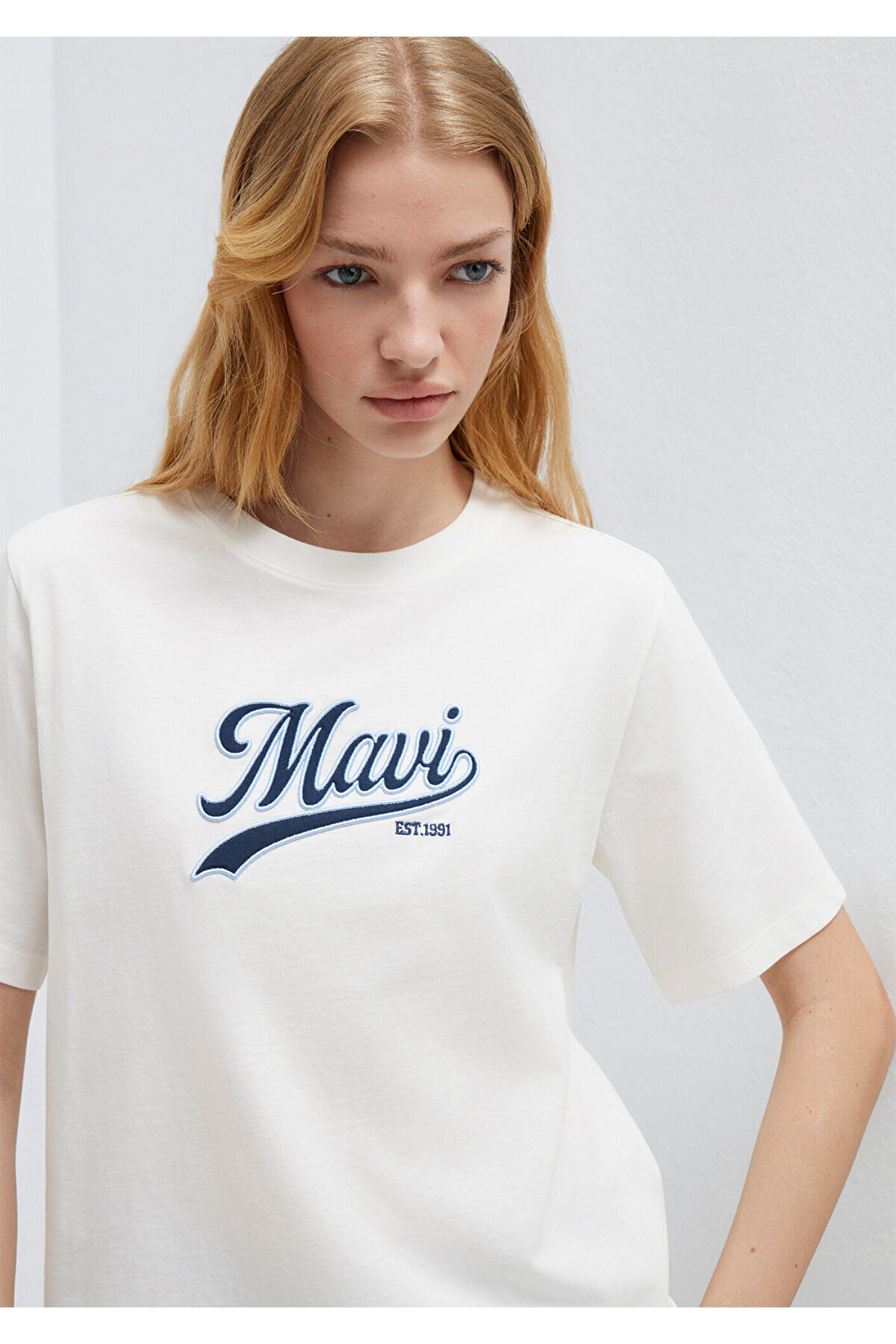 Mavi  Logo Baskılı Ekru Tişört Regular Fit / Normal Kesim 1613565-80194 - Görsel 2