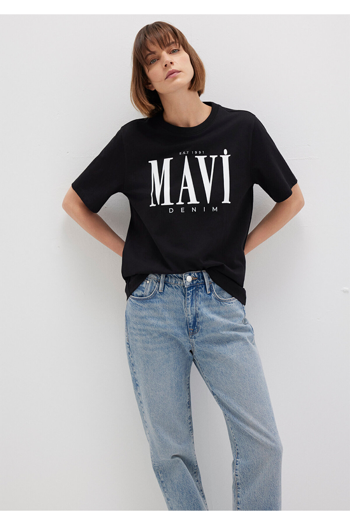 Mavi  Logo Baskılı Siyah Tişört Regular Fit / Normal Kesim 1611990-900 - Görsel 3