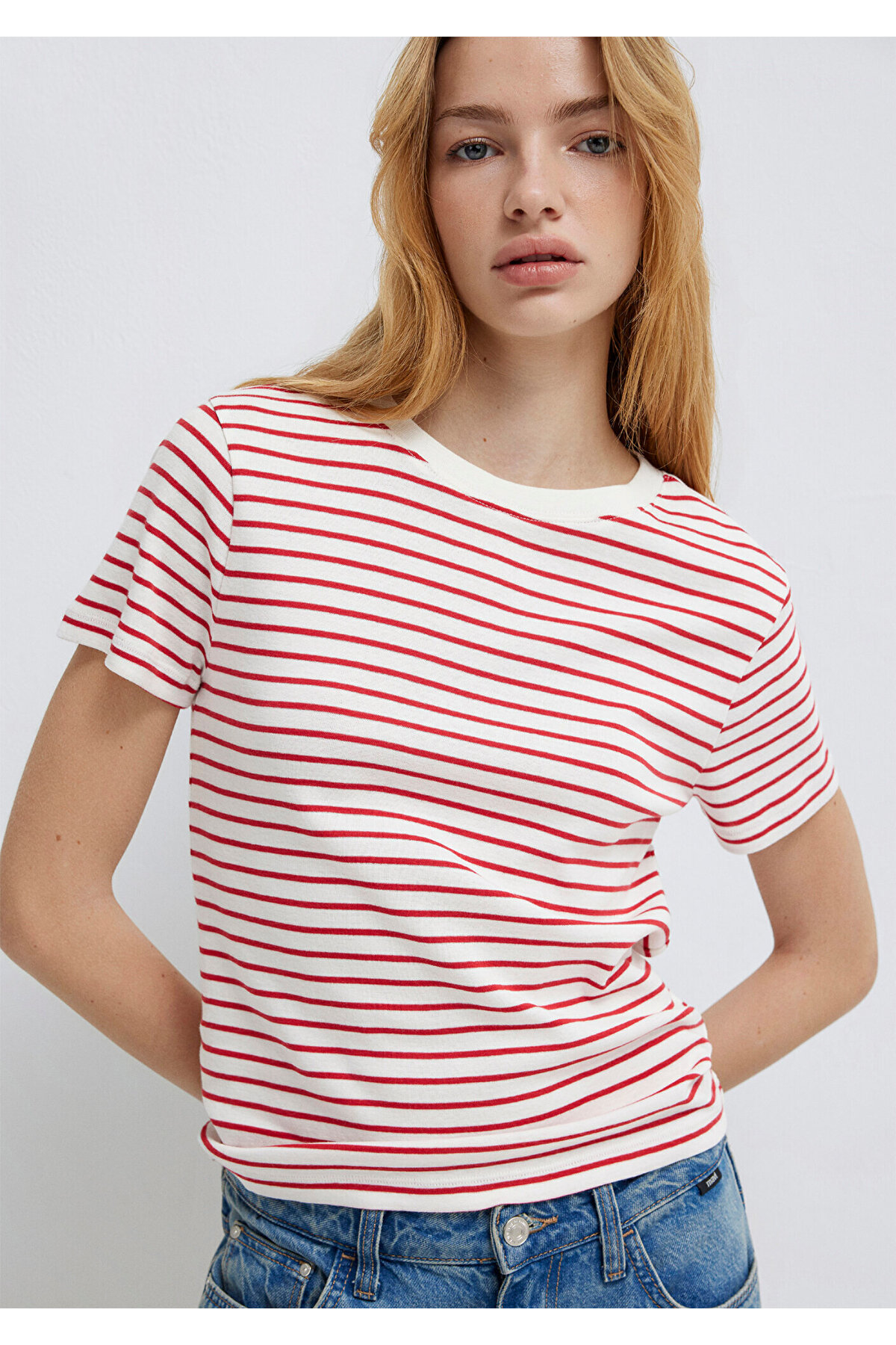 Mavi  Bisiklet Yaka Çizgili Kırmızı Tişört Slim Fit / Dar Kesim 1612881-86680