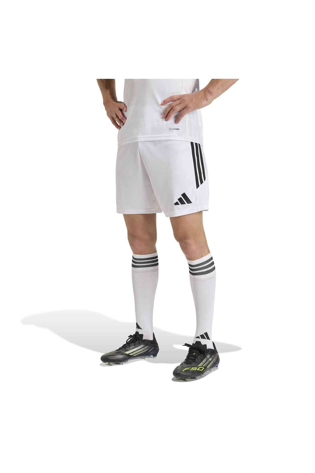 شورت ورزشیمردانهadidasسفید