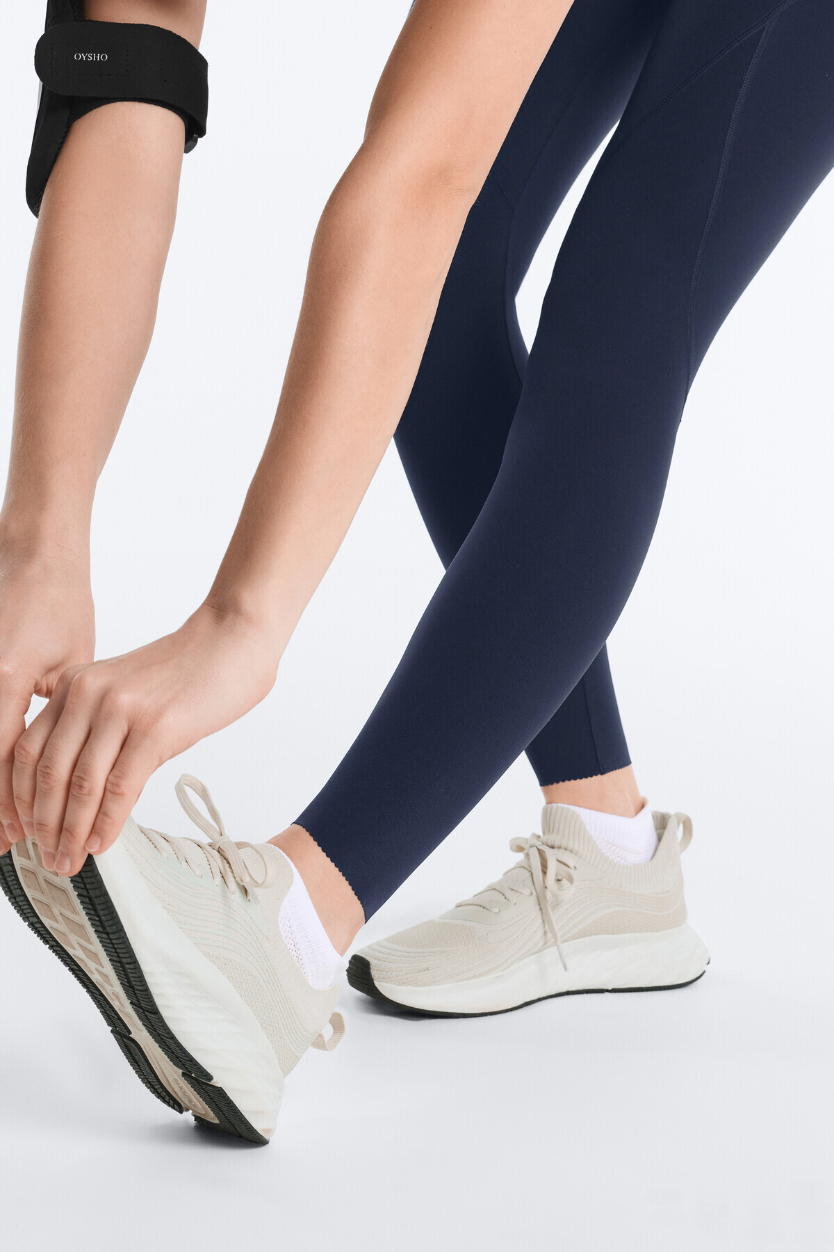 Oysho  Compressive basic yüksek belli bilek hizasında tayt - Görsel 4